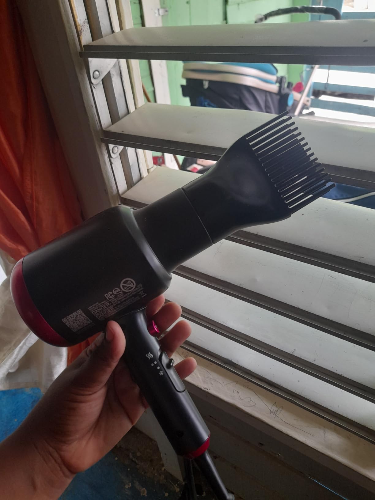 Wavytalk Blown Away Ionic Hair Dryer with Diffuser for Curly Hair customer photo 1