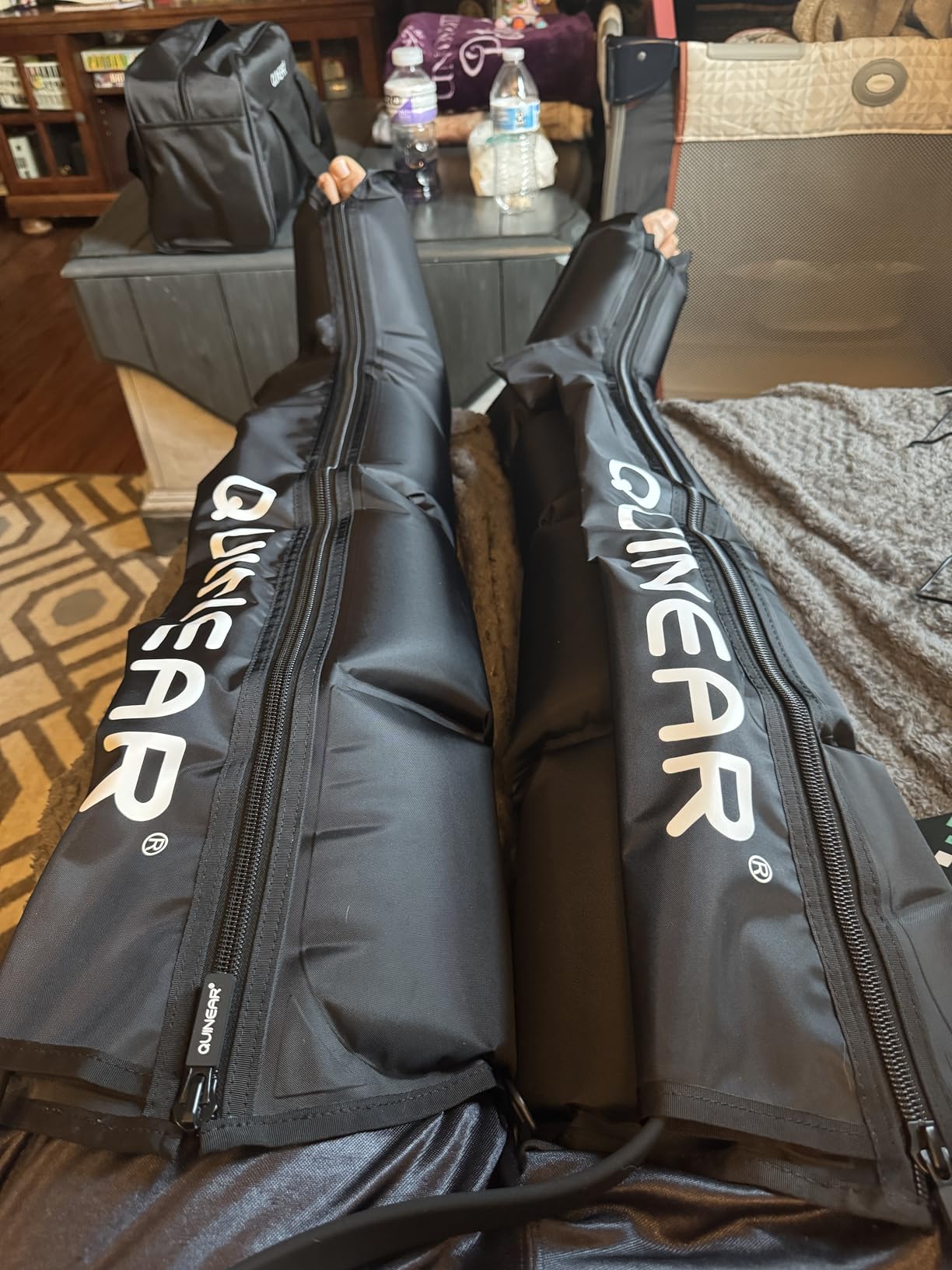 QUINEAR Air Compression Recovery System, Professional Sequential Device for Massage Therapy, Foot and Leg Recovery Boots to Improve Circulation for Athletes, FSA-HSA Eligible (Large) customer photo 2