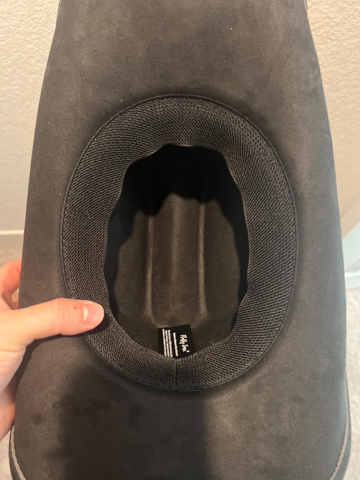 FLUFFY SENSE. Cowboy Hat for Women and Men with Shapeable Wide Brim - Felt Cattleman Western Hats for Cowboys and Cowgirls customer photo 1