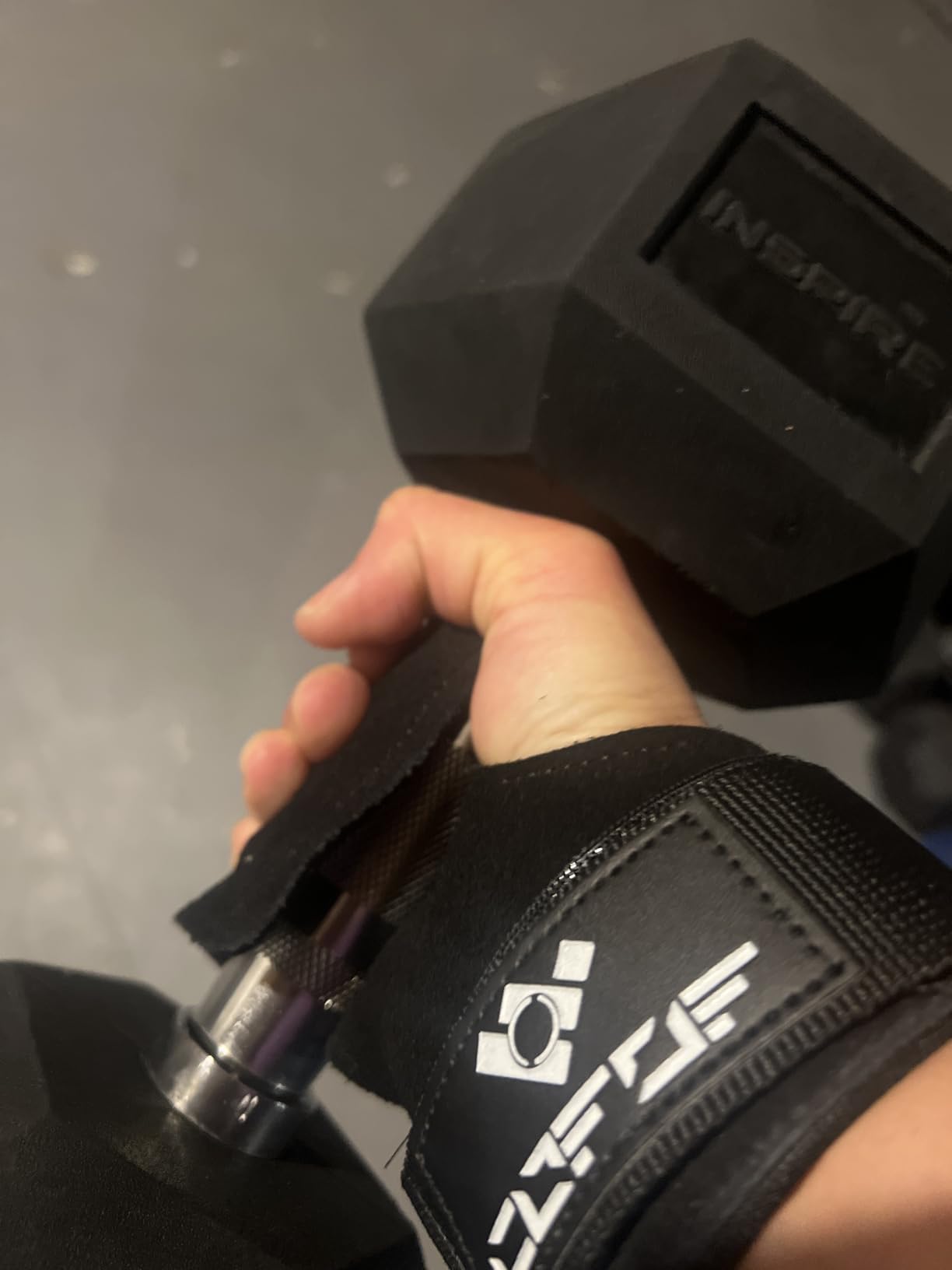 Weight Lifting Wrist Strap, Double-Layer Leather for Deadlift Powerlifting | Gym Strap with Adjustable Neoprene Padded Fit for 6.3