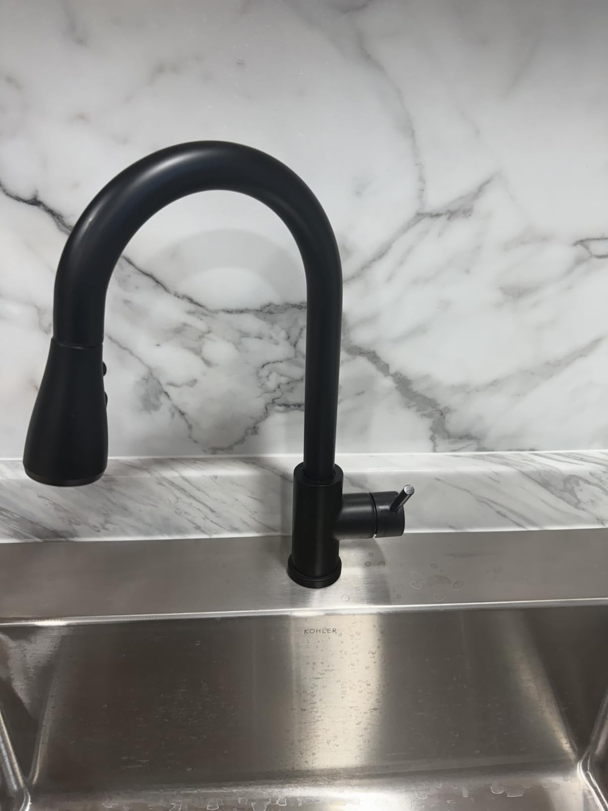 VFAUOSIT Touchless Kitchen Faucet with Pull Down Sprayer, Matte Black customer photo 1