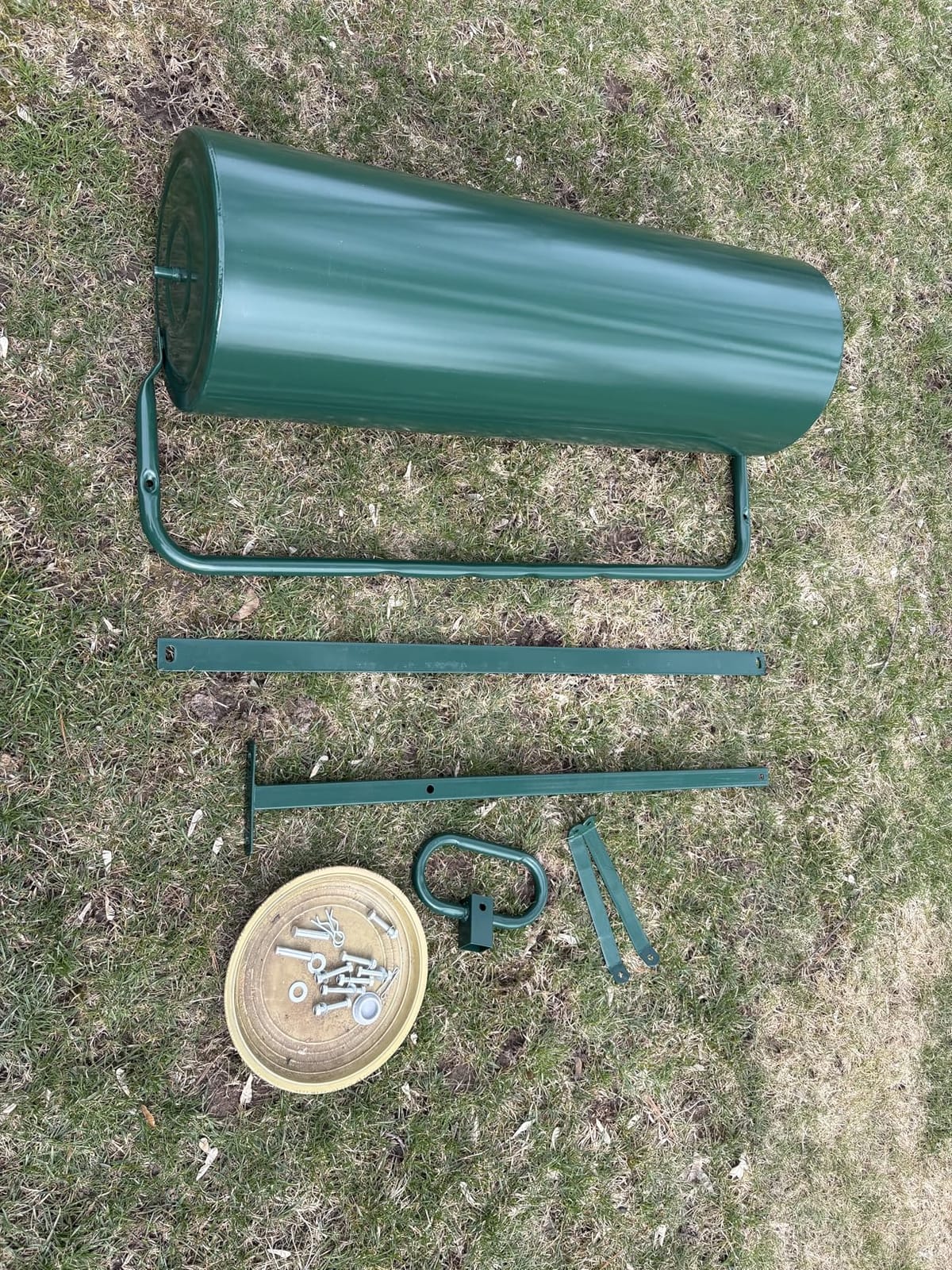Goplus Lawn Roller, Push/Tow-Behind Lawn Roller, 17 Gallon/63L Water/Sand-Filled Sod Roller, Detachable Gripping Handle, Sod Drum Roller Tow Behind a Tractor for Yard Park Farm Black 12 by 36-Inch customer photo 1