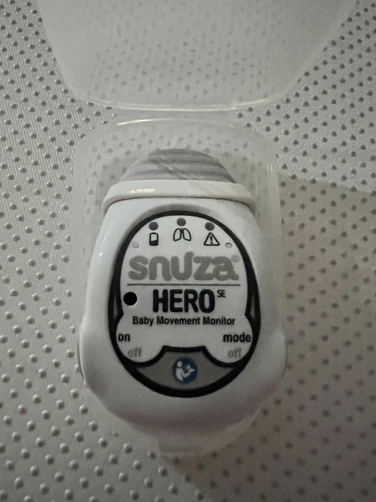 Snuza Hero Baby Movement Monitor with Patented Sensor Technology for Reliable Movement Monitoring and Alerts. No WiFi, Cords, or Sensor Pads, Portable and Easy to Set Up and Use. customer photo 2