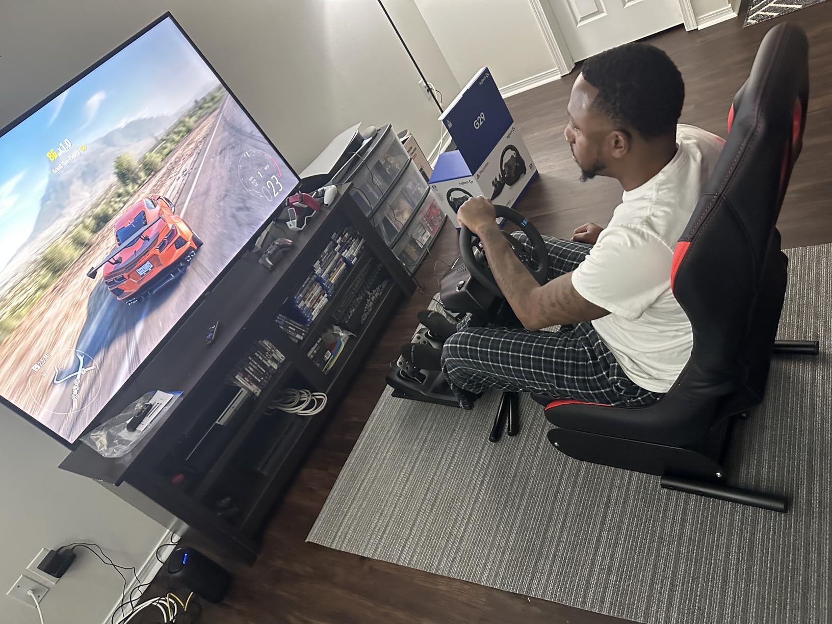 DIWANGUS Steel Racing Simulator Cockpit with Seat, Foldable Sim Racing Rig customer photo 1