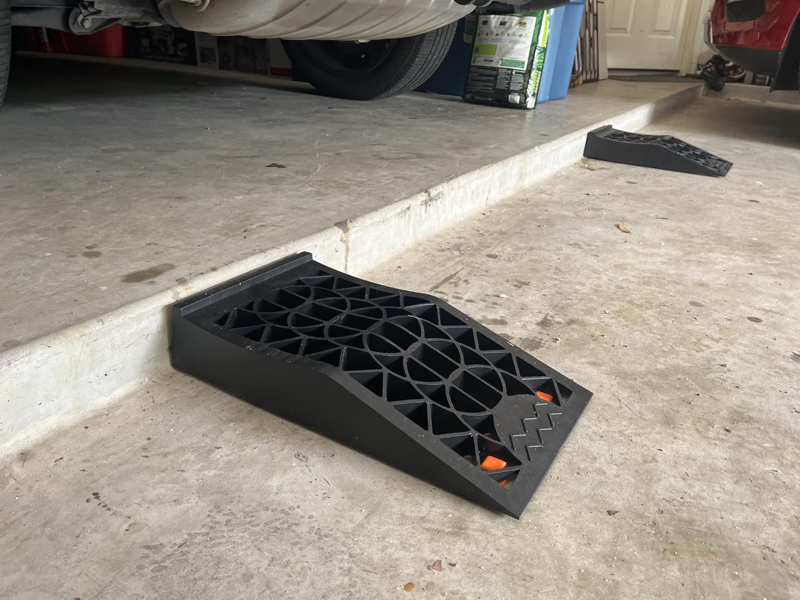 Car Ramps for Easy Vehicle Maintenance and Safe Lifting, Sturdy, Lightweight, Low Profile Car Ramps for Jack Support, Heavy Duty Tire Ramps for Low Chassis Cars, 2 PCS customer photo 1