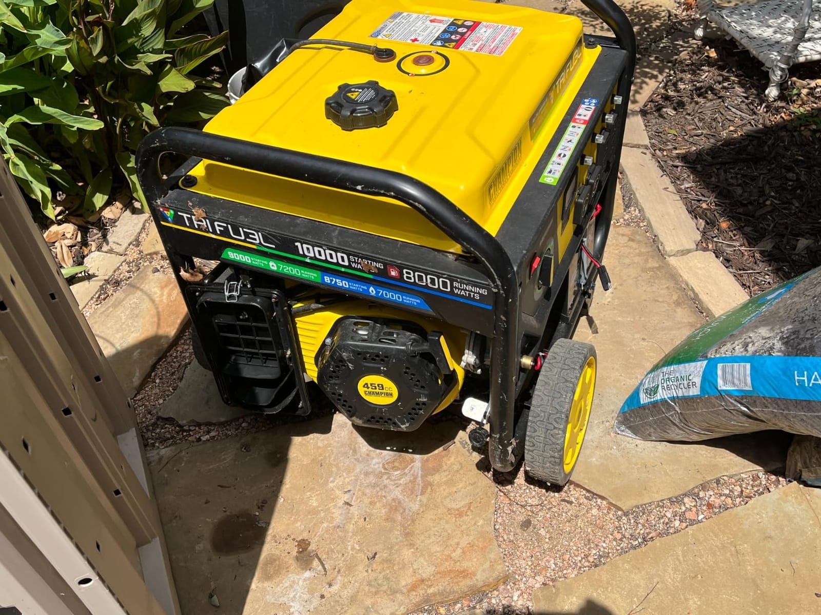 Champion Power Equipment 15,000-Watt Electric Start Tri Fuel Home Backup Portable Generator with CO Shield customer photo 2