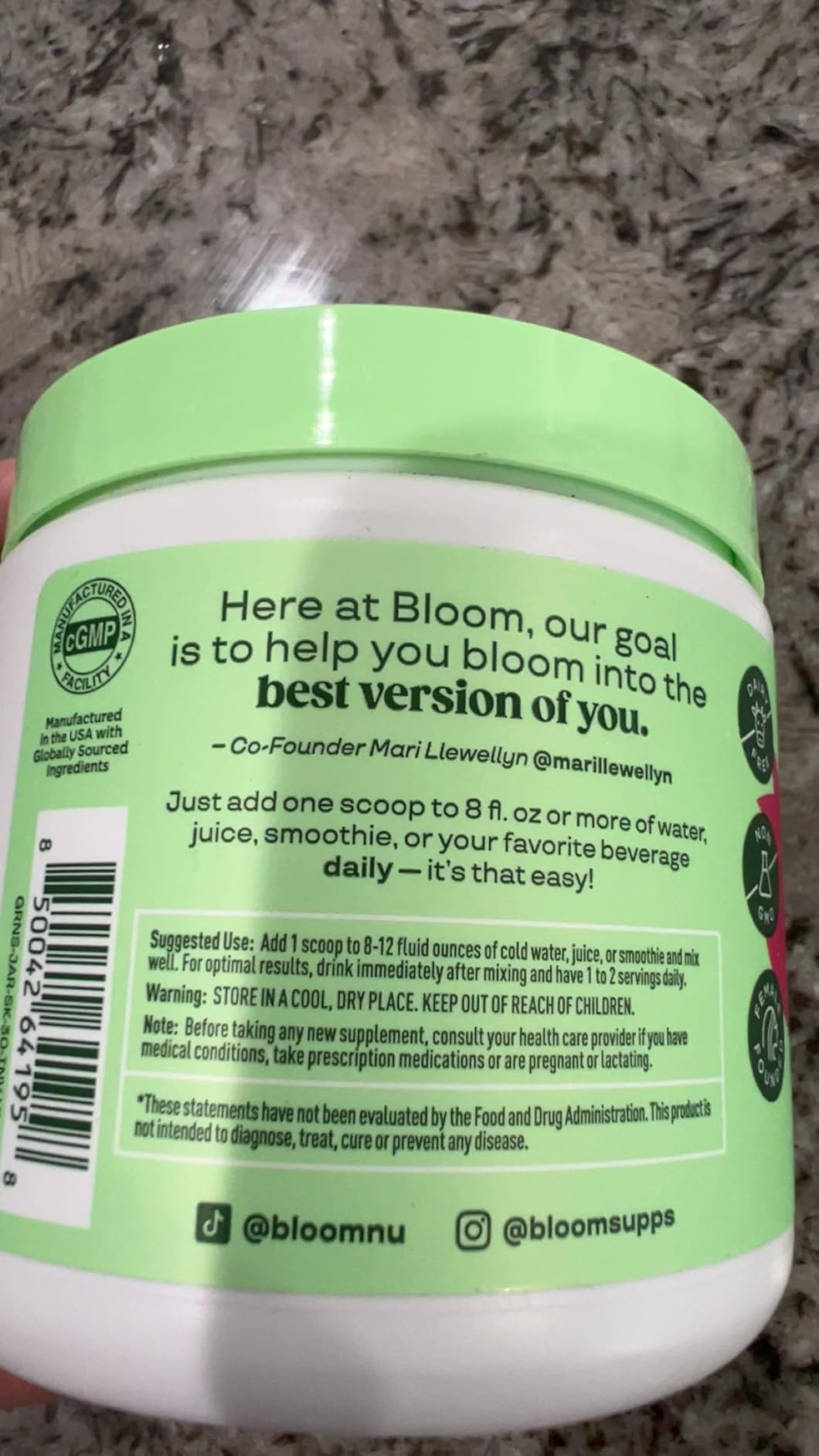 Bloom Nutrition Superfood Greens Powder, Strawberry Kiwi, 30 Servings customer photo 2