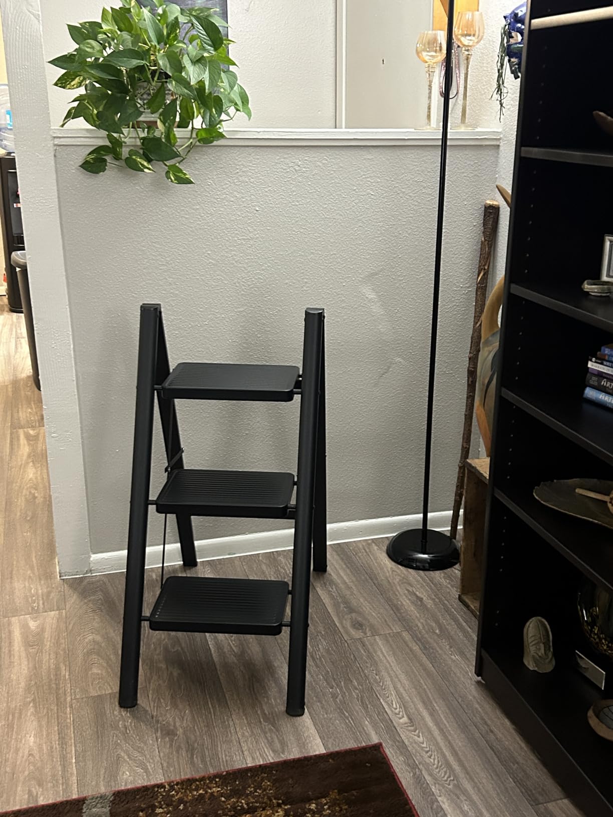 4-Step Folding Ladder, Heavy Duty Ladders for Home & Kitchen, Folding Ladder Easy to Store, Tall Ladder for Adults, Anti-Slip & Space-Saving Step Ladder, 330 Lbs Capacity customer photo 1