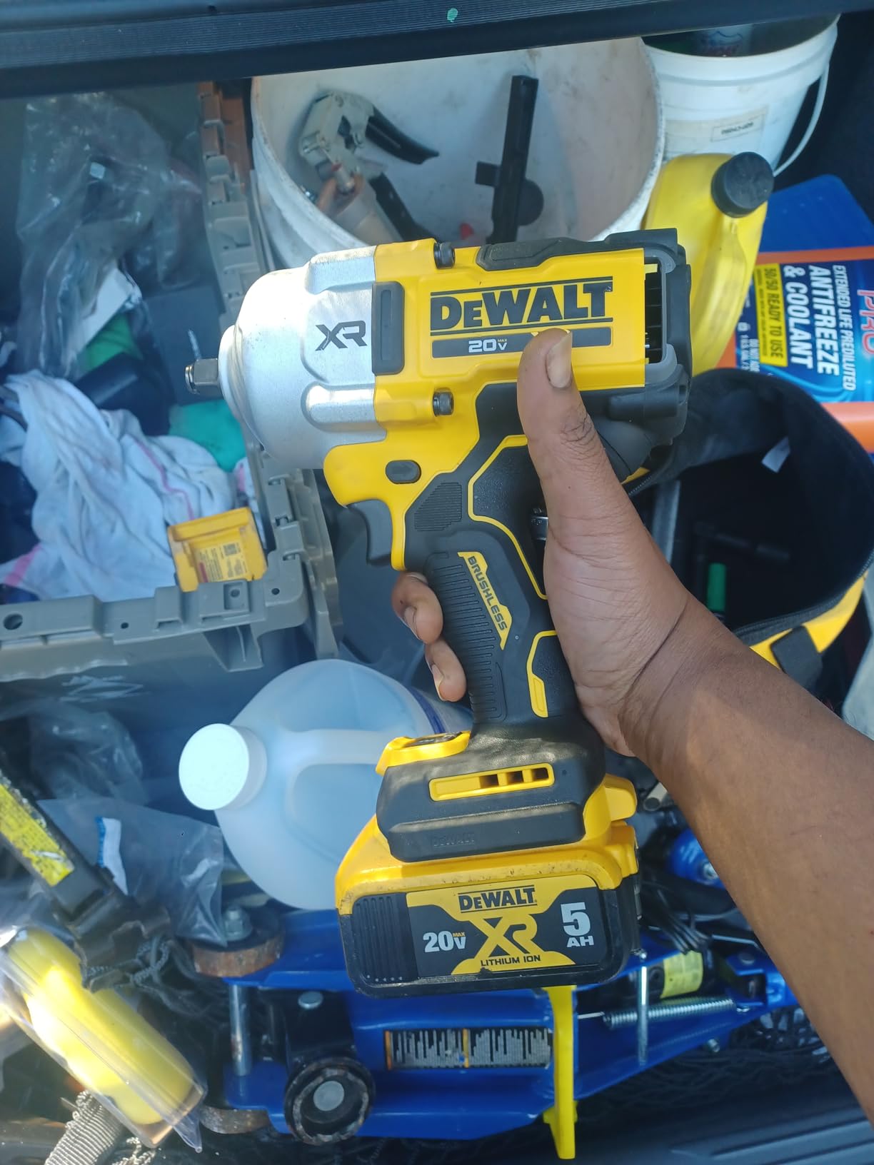 DEWALT 20V MAX 1/2