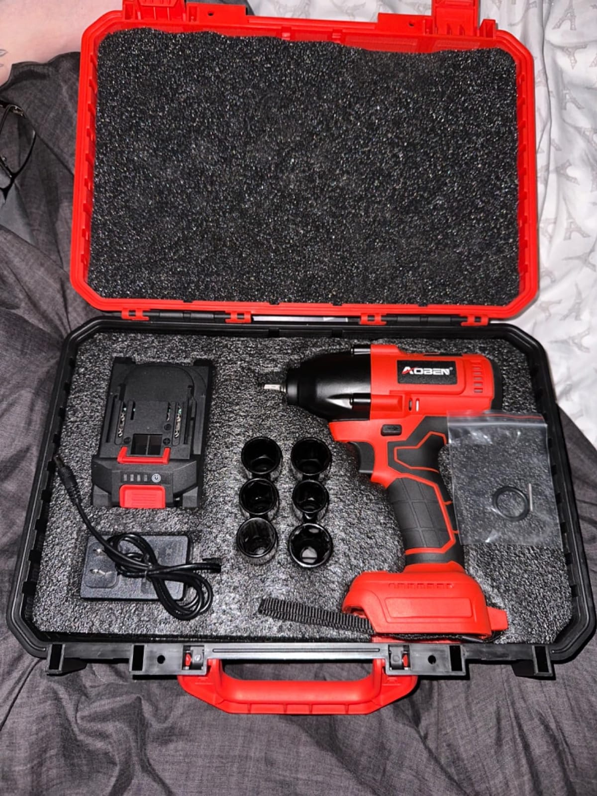 AOBEN Cordless Impact Wrench 1/2 Inch, Power Impact Gun Kit, Max 600N. M/450Ft-lbs High Torque Electric Impact Driver for Car RV Tire, 4.0Ah Battery, Charger, 6 Sockets & Storage Tool Case customer photo 1