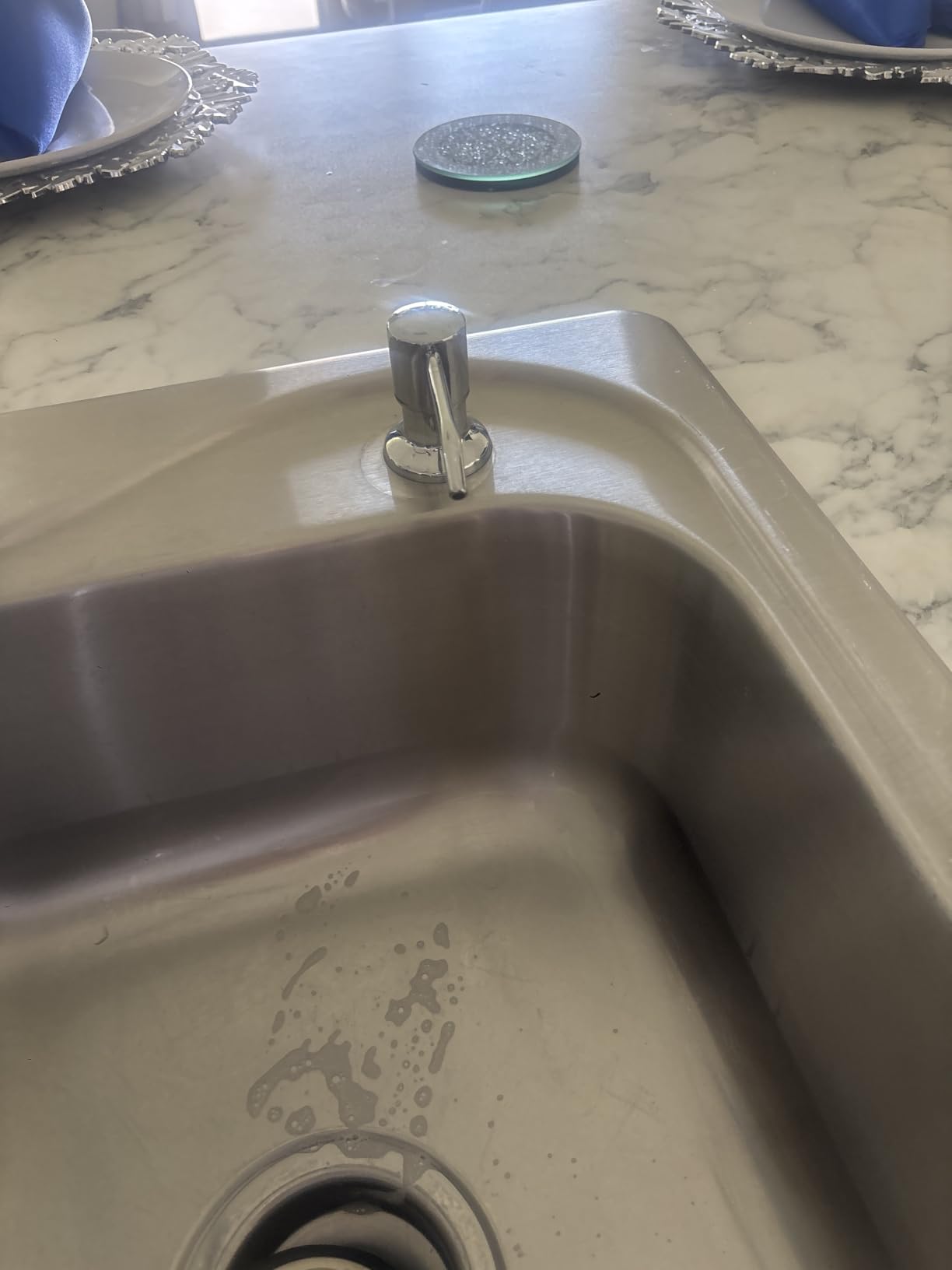 AVSIILE Kitchen Faucets with Pull Down Sprayer & Soap Dispenser, Brushed customer photo 1