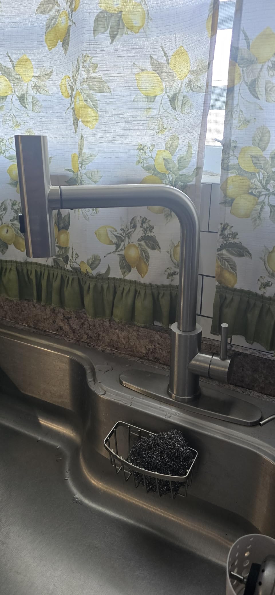 AVSIILE Kitchen Faucets with Pull Down Sprayer & Soap Dispenser, Brushed customer photo 2