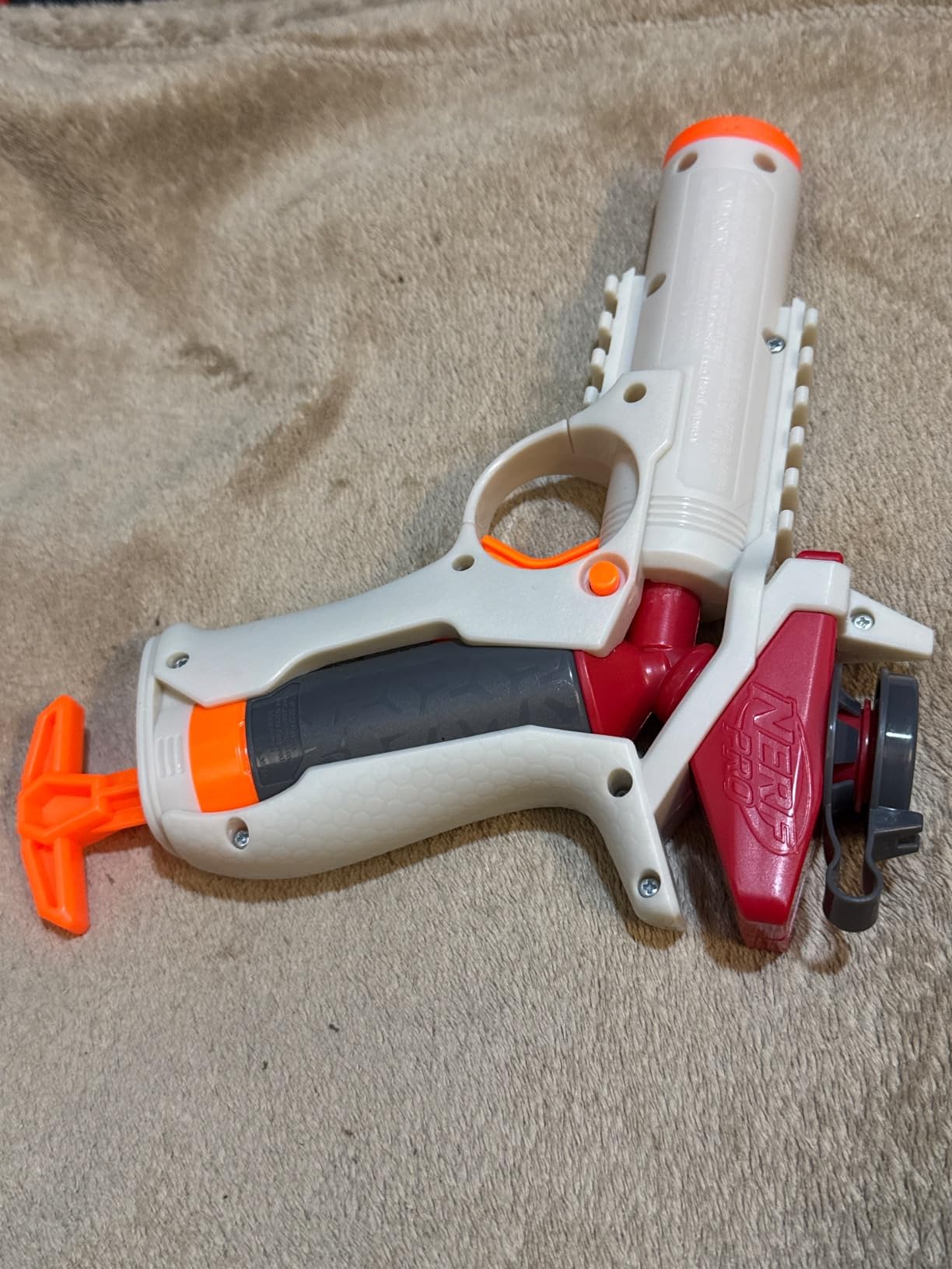 Nerf Pro Gelfire Ignitor Blaster, 1000 Gelfire Rounds, 60 Round Capacity, T-Pull Priming, Up to 150 FPS, Eyewear, Gifts for Teens Ages 14+ customer photo 2