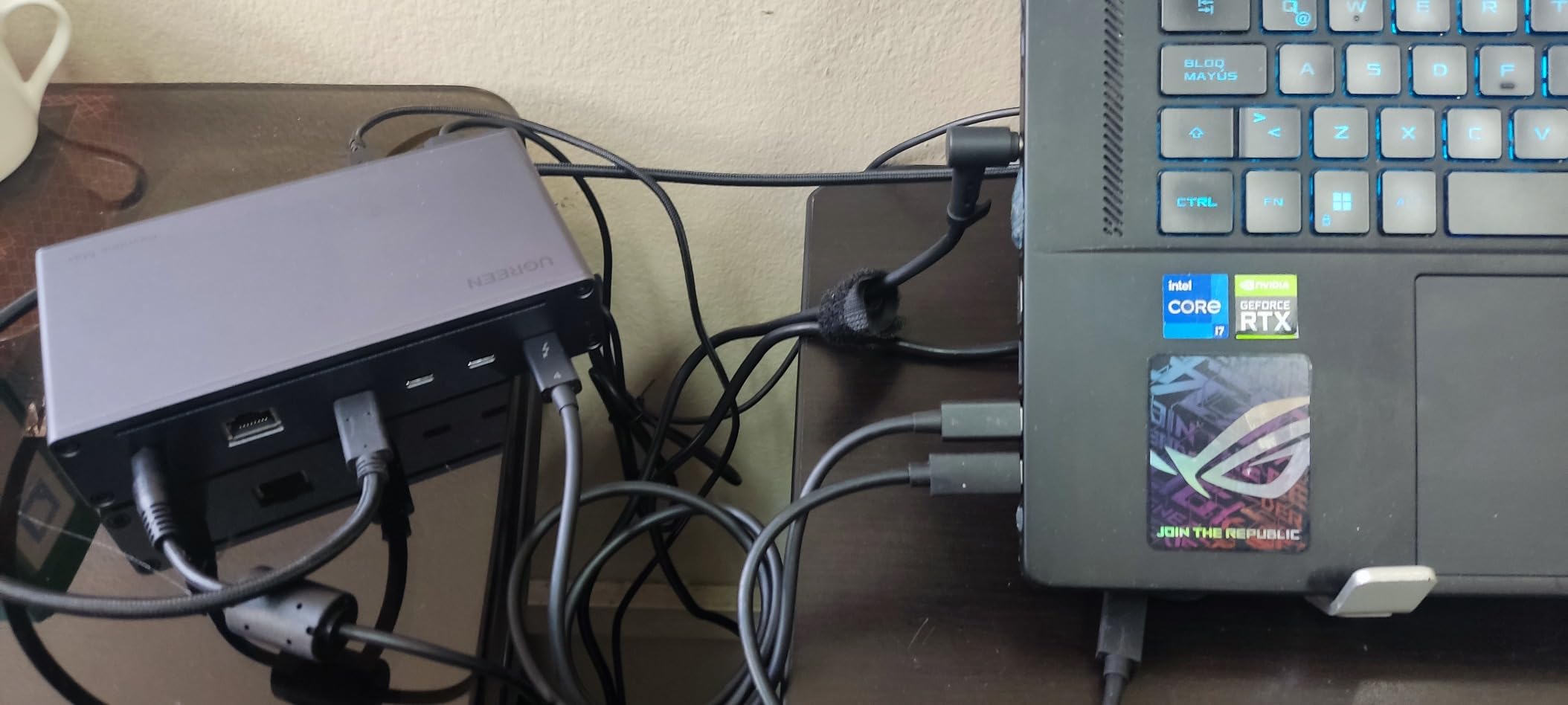 UGREEN 8-in-1 Thunderbolt 4 Docking Station, Dual 4K@60Hz, 3xTBT4, 40Gbps customer photo 2