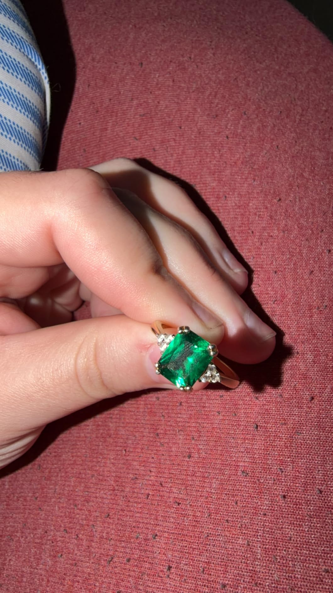 Yaresul 3.5CT Women Radiant Cut Sapphire|Emerald|Amethyst|Ruby|CZ Ring customer photo 1