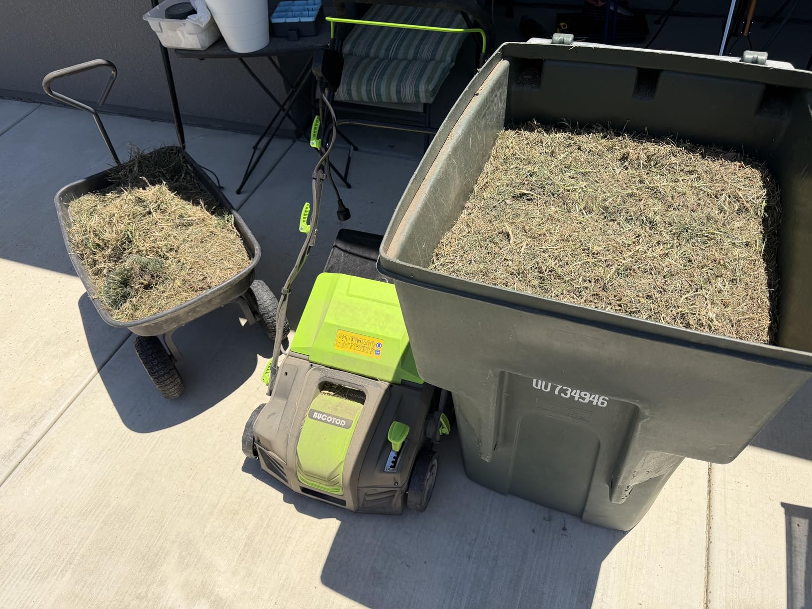 2-in-1 Dethatcher & Scarifier, 16