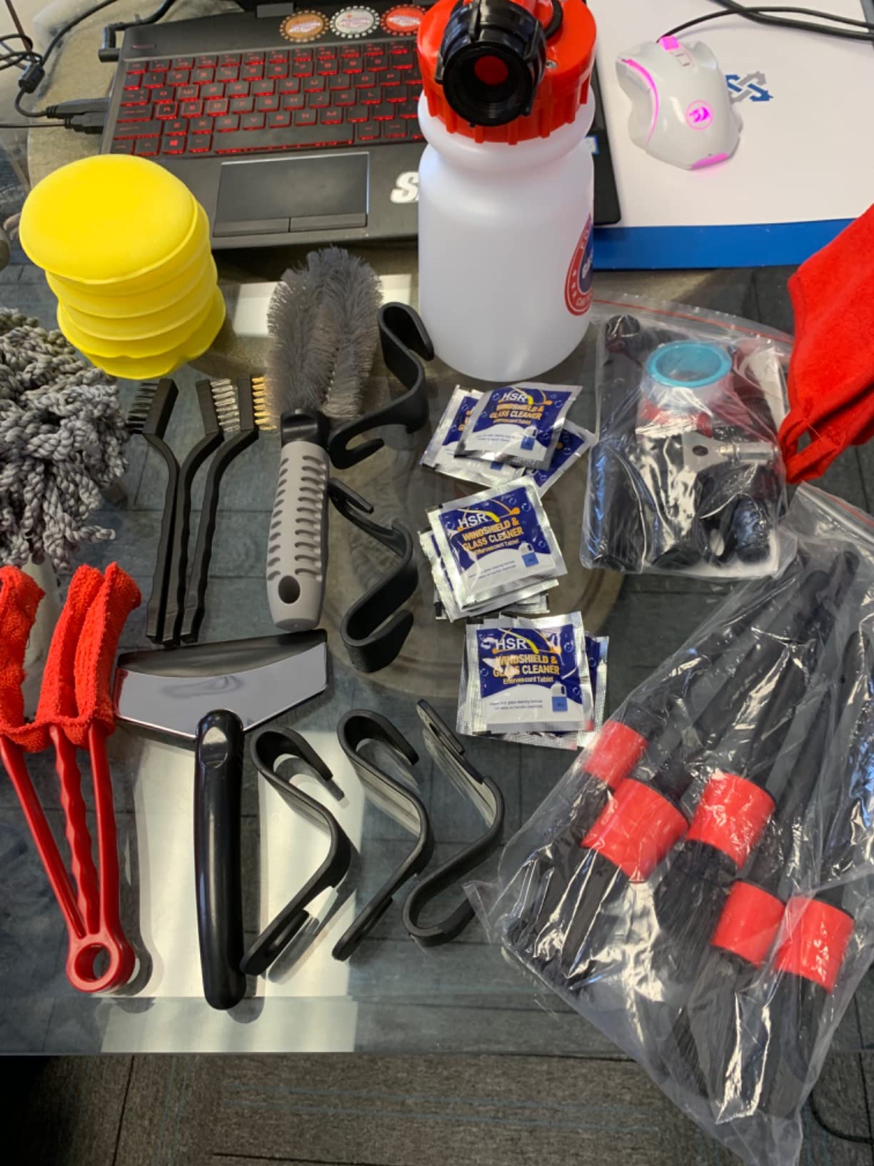 63PCS Car Wash Cleaning Kit,Car Wash Brush with Long Handle,Car Detailing Kit with Foam Gun,Car Cleaning Supplies,Handheld Vacuum, Car Detailing Kit (63PCS) customer photo 1