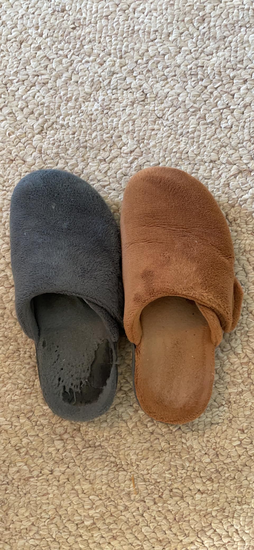 Vionic Women's Gemma Mule Slipper - Comfortable Spa House Slippers with Three-Zone Comfort Orthotic Insole Arch Support, Soft House Shoes for Ladies customer photo 1