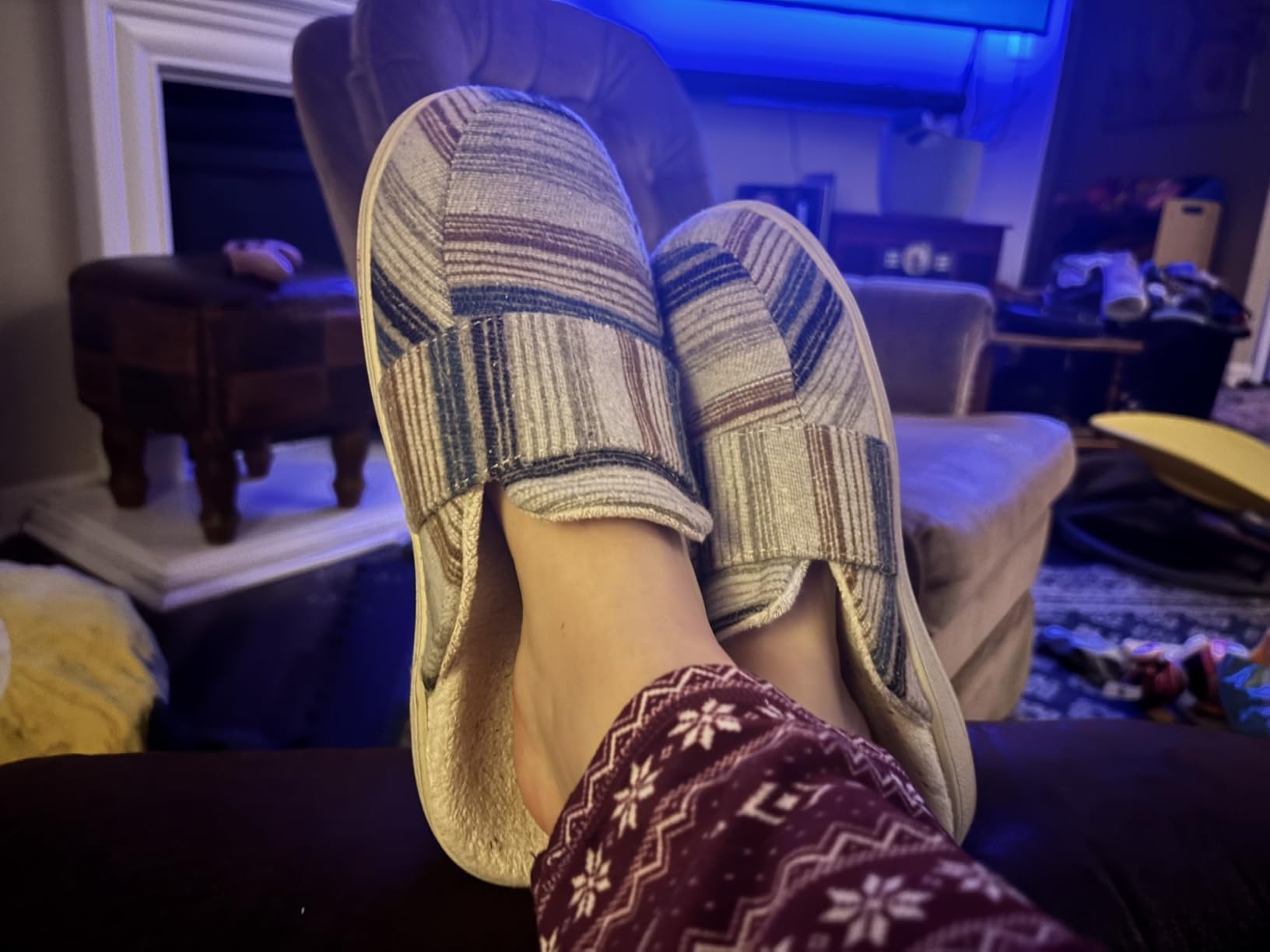 Vionic Women's Gemma Mule Slipper - Comfortable Spa House Slippers with Three-Zone Comfort Orthotic Insole Arch Support, Soft House Shoes for Ladies customer photo 2