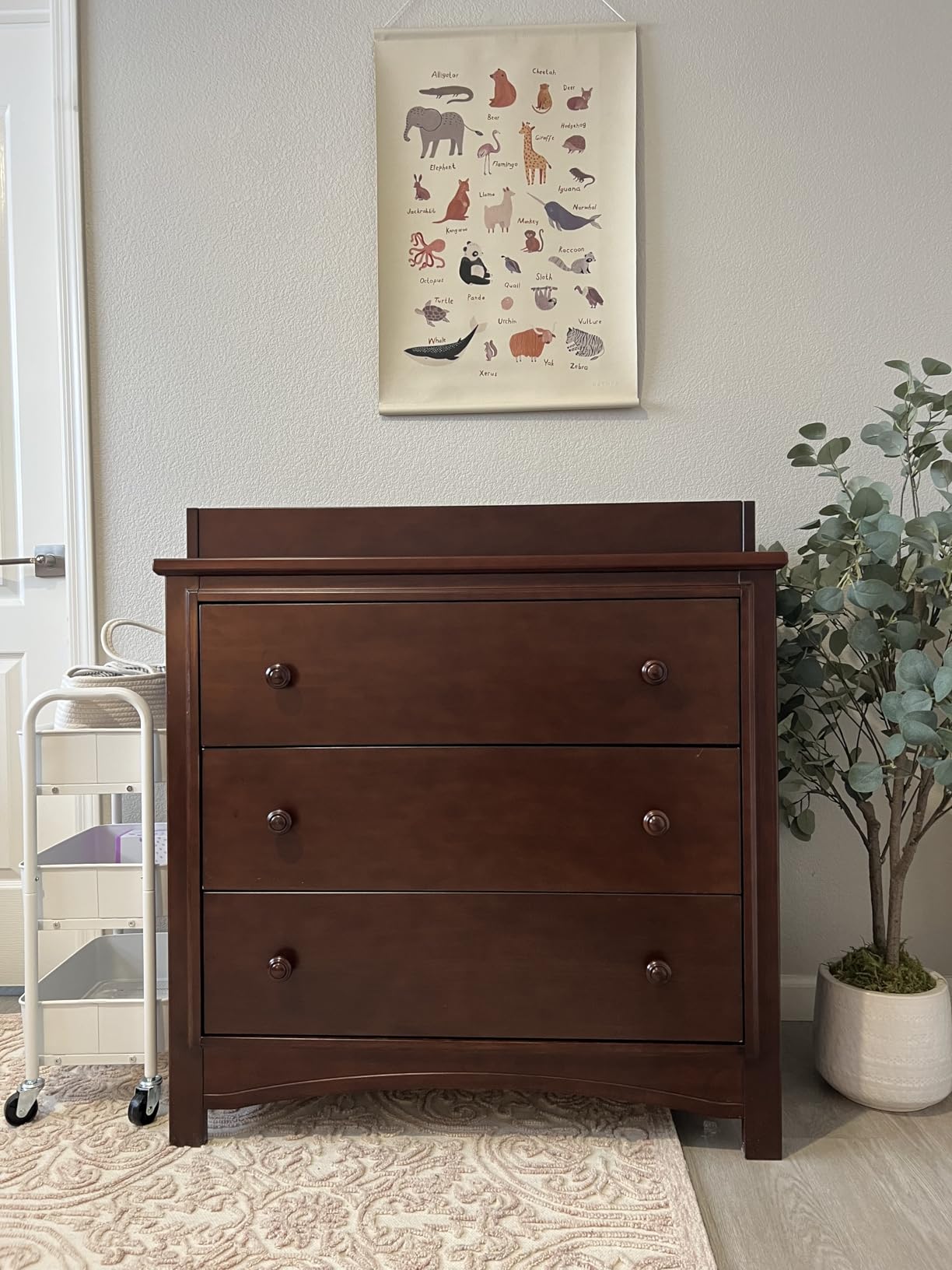 Delta Children Perry 3 Drawer Dresser with Changing Top and Interlocking Drawers, Walnut Espresso customer photo 1
