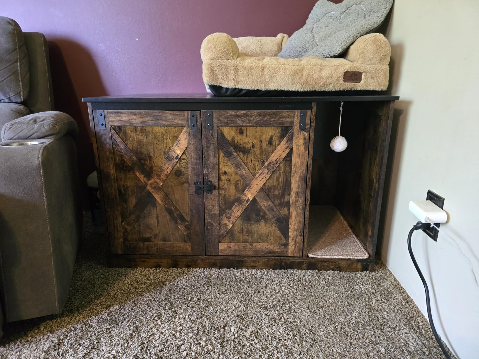 Hzuaneri Cat Litter Box Enclosure, Hidden Litter Box Cabinet Furniture | Indoor Cat House with Bell, Farmhouse Style, 31.5 x 19.7 x 20.9 Inches, for Hallway, Bedroom, Rustic Brown and White CB82414X customer photo 2