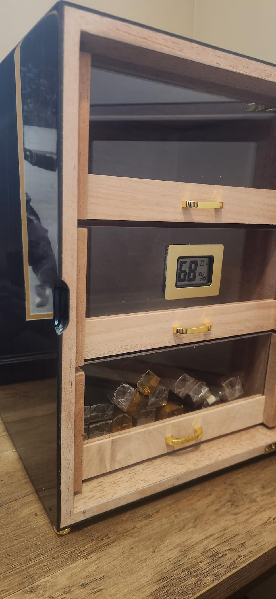 Woodronic Cigar Humidor Cabinet, Desktop Humidor with LED Light and Lock customer photo 1