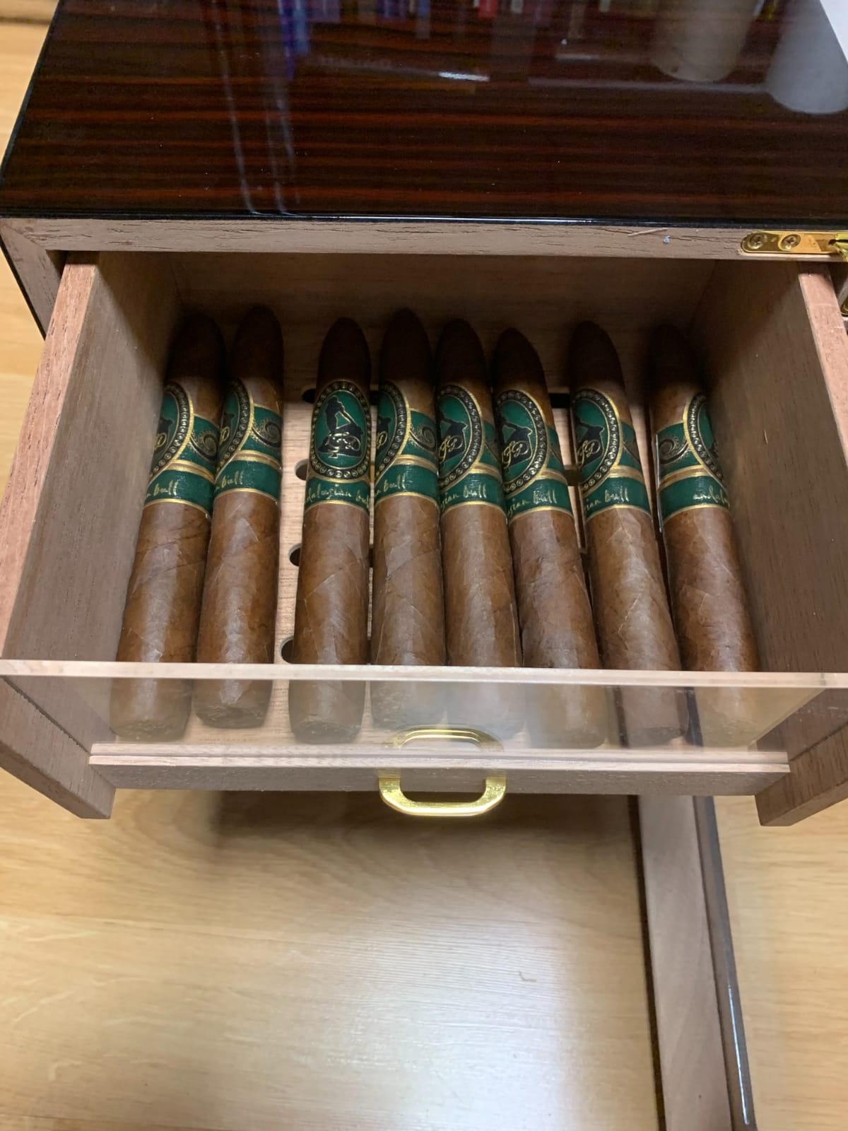 Woodronic Cigar Humidor Cabinet, Desktop Humidor with LED Light and Lock customer photo 2