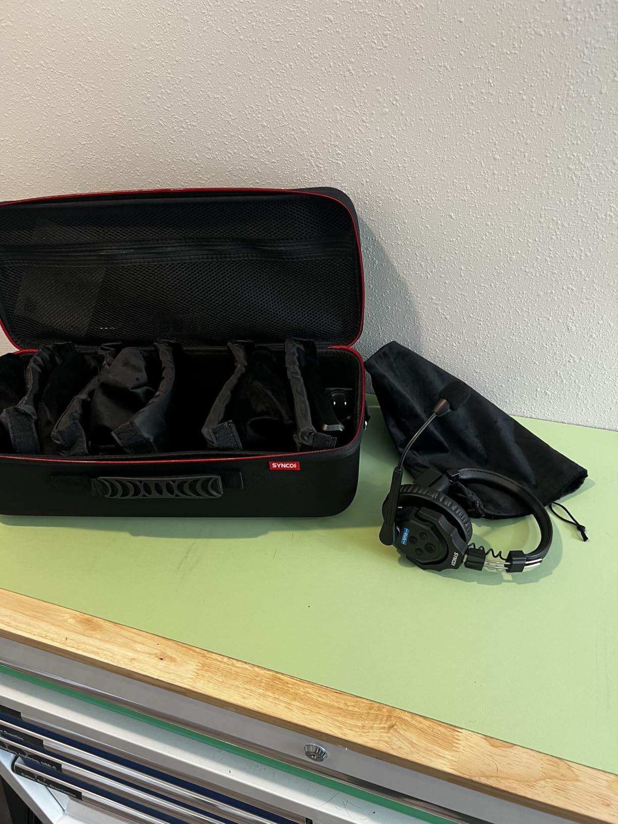 SYNCO XTALK X2 Wireless Intercom Headsets, 2-Person Communication Headset customer photo 2