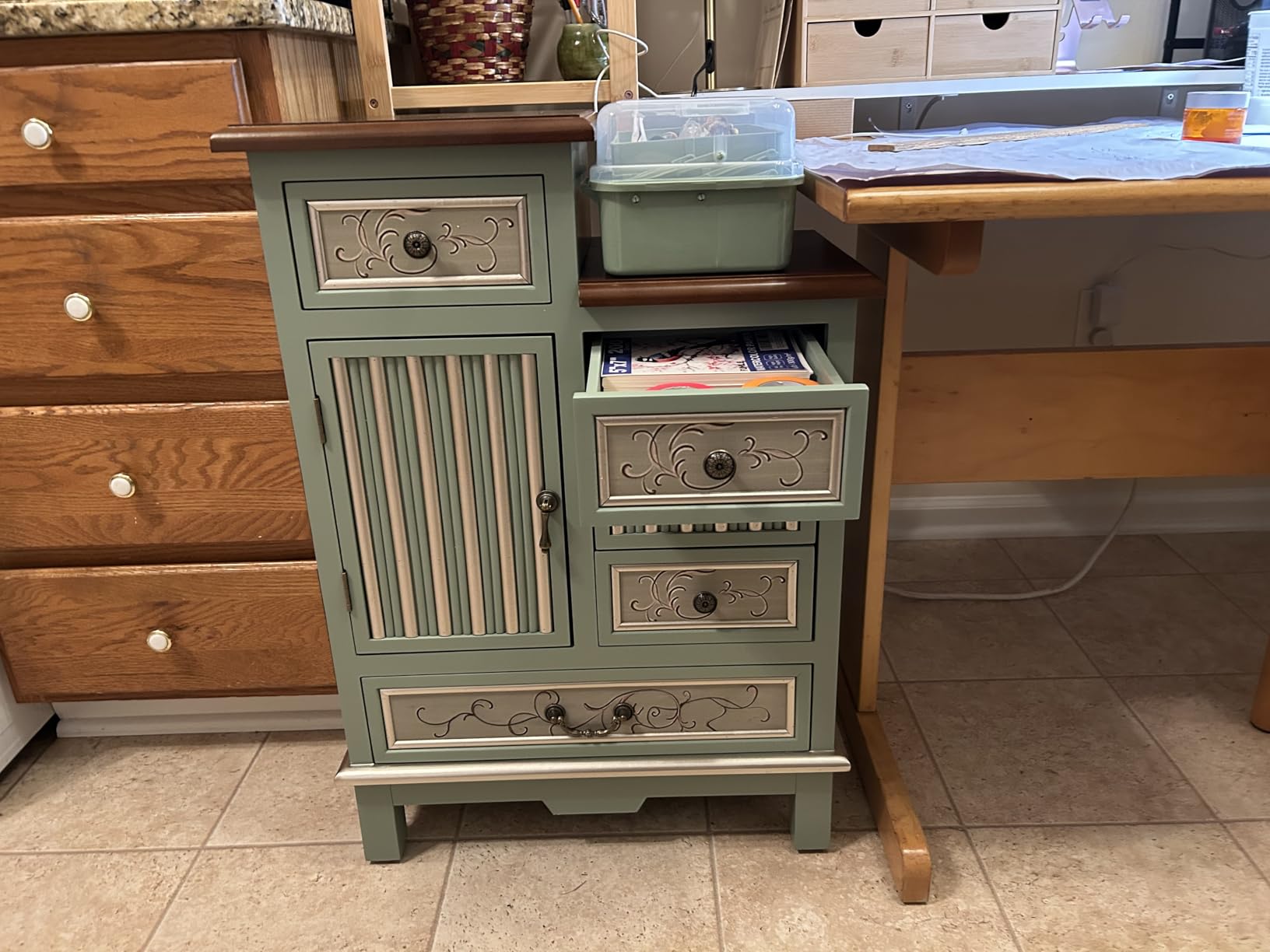 Ahokua Vintage Accent Chest with 5-Drawers and Door Carved Wood Storage Cabinet Modern Dresser for Living Room, Entryway, Hallway, Sage Green customer photo 1