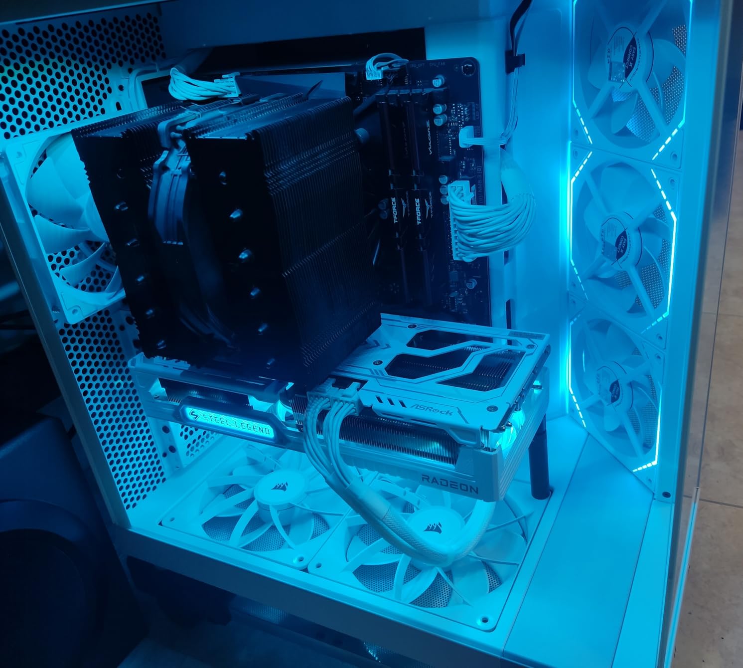 NZXT C850 Gold ATX 3.1-850W Fully Modular Power Supply customer photo 1