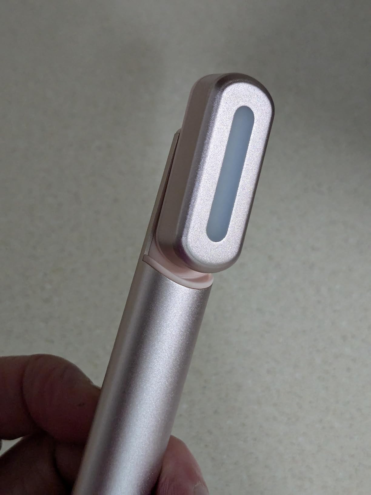 4-in-1 Light-Therapy-Wand,Red Light Therapy for Face and Neck - Microcurrent Facial Device for Anti-Aging - Face & Eye Massager Skincare (2 Colors led Light) customer photo 2