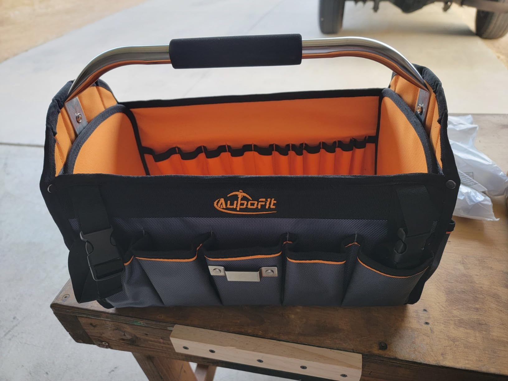 16-Inch Open-Top Tool Tote, 29-Pocket Pro Bag for All Trades customer photo 1