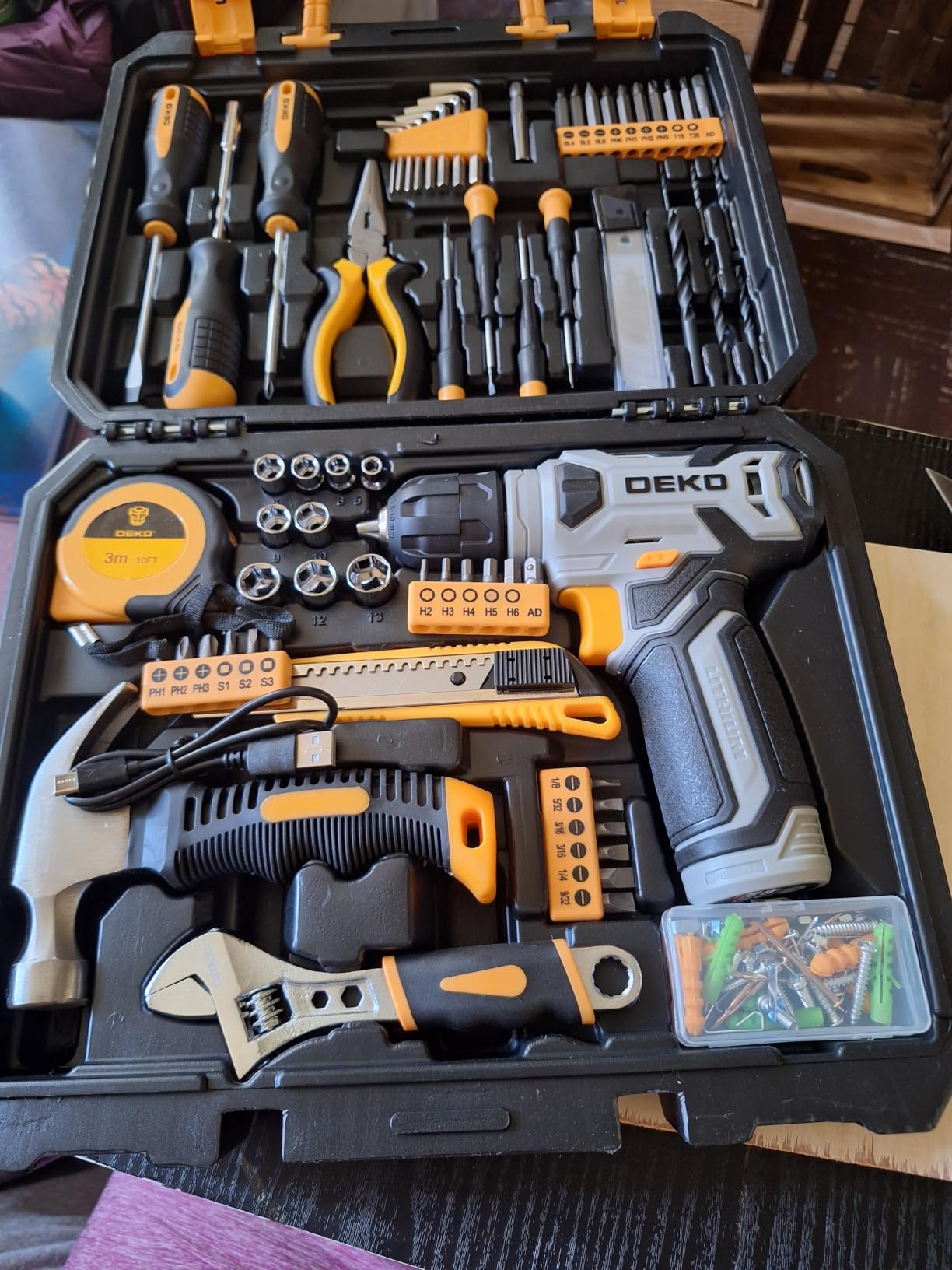 DEKOPRO Tool Set with 8V Cordless Drill, 126-Piece Hand Drill Set for Men & Women customer photo 2