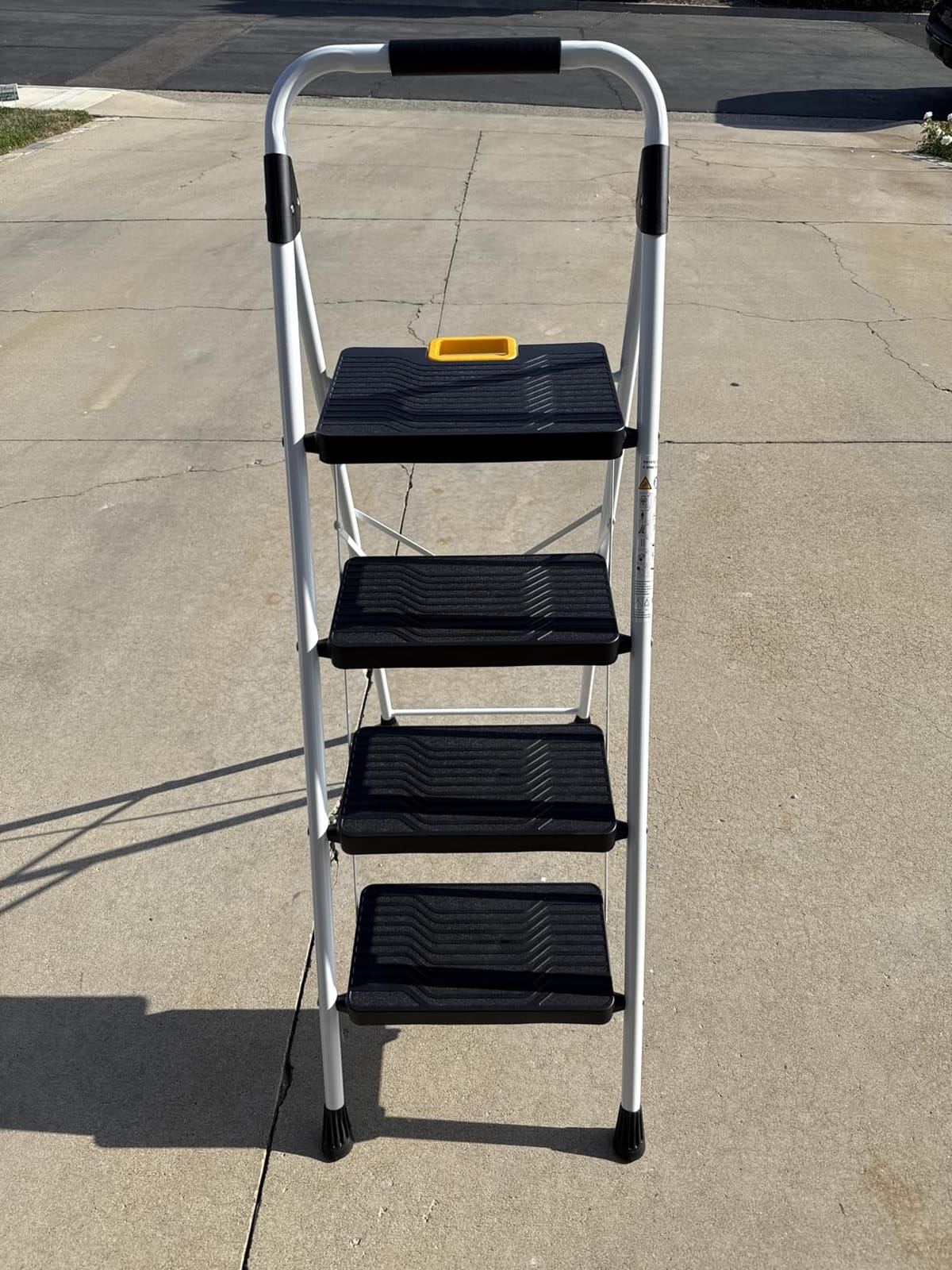 KINGRACK 4 Step Ladder, Folding Step Ladders for Home, 800lb Capacity,White customer photo 1