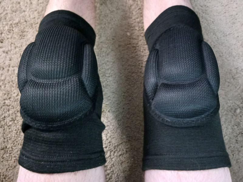 Knee Pads, Collision Avoidance Knee Sleeve for Men Women, Small/Medium customer photo 1