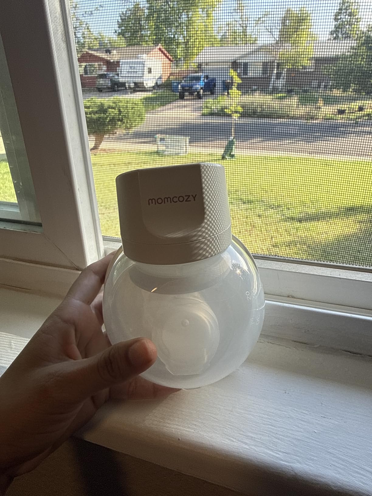 Momcozy S12 Pro Quick Wearable Breast Pump, 24mm Flange, 2 PC, White customer photo 2