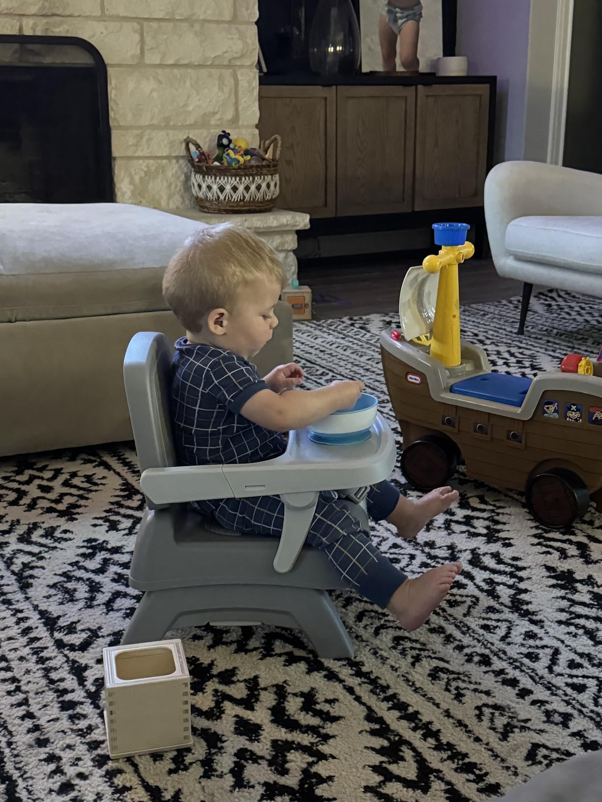 Chicco Bento Booster 3-in-1 Portable Booster Seat for Babies & Toddlers customer photo 2