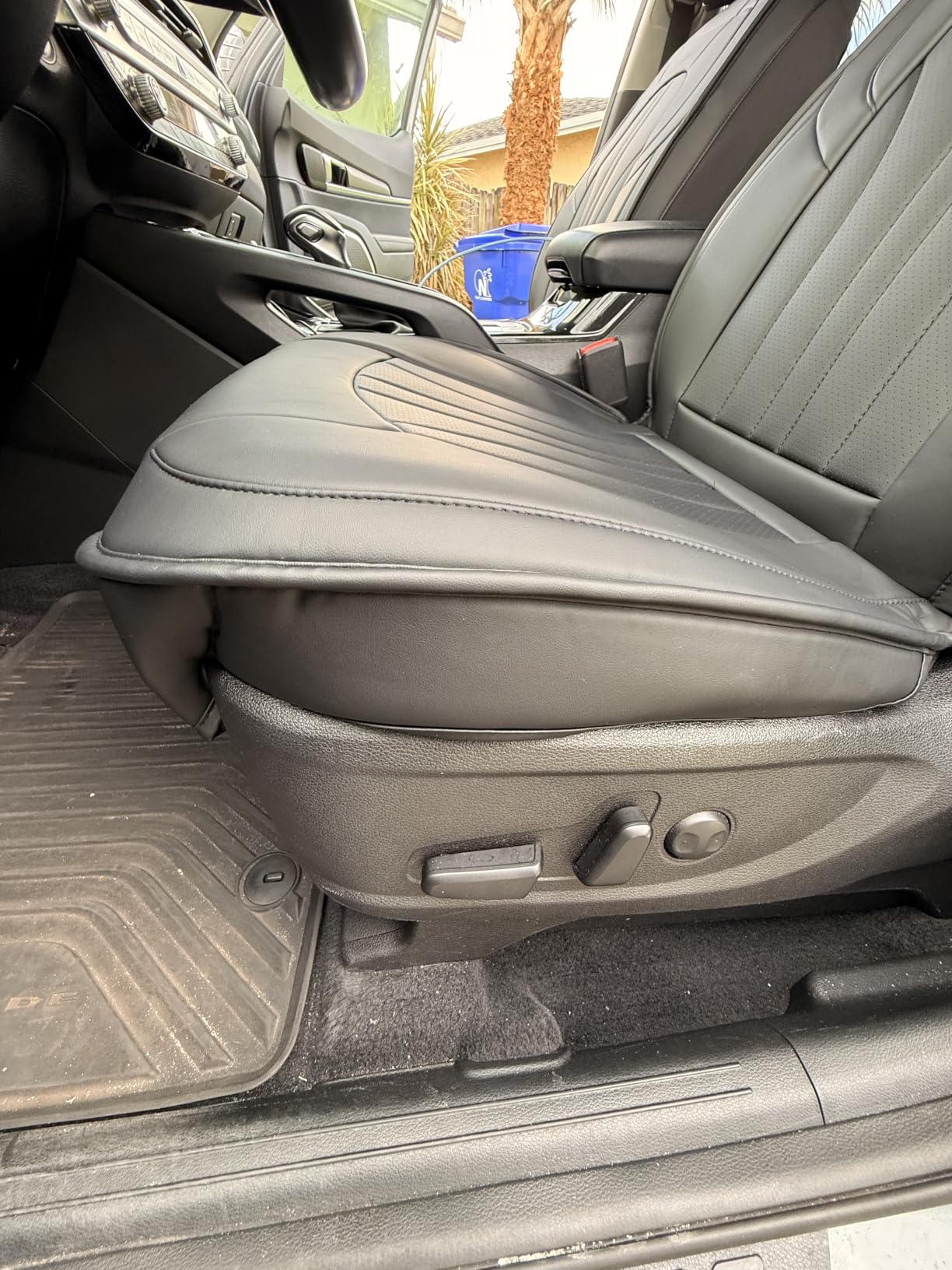 MINGBRON Car Seat Cover Full Set, Leather Car Seat Cover, Waterproof Seat Covers, Car Seat Cushion, Nappa Leather Seat Covers Car Seat Protector Universal Fit Most Cars Black customer photo 2