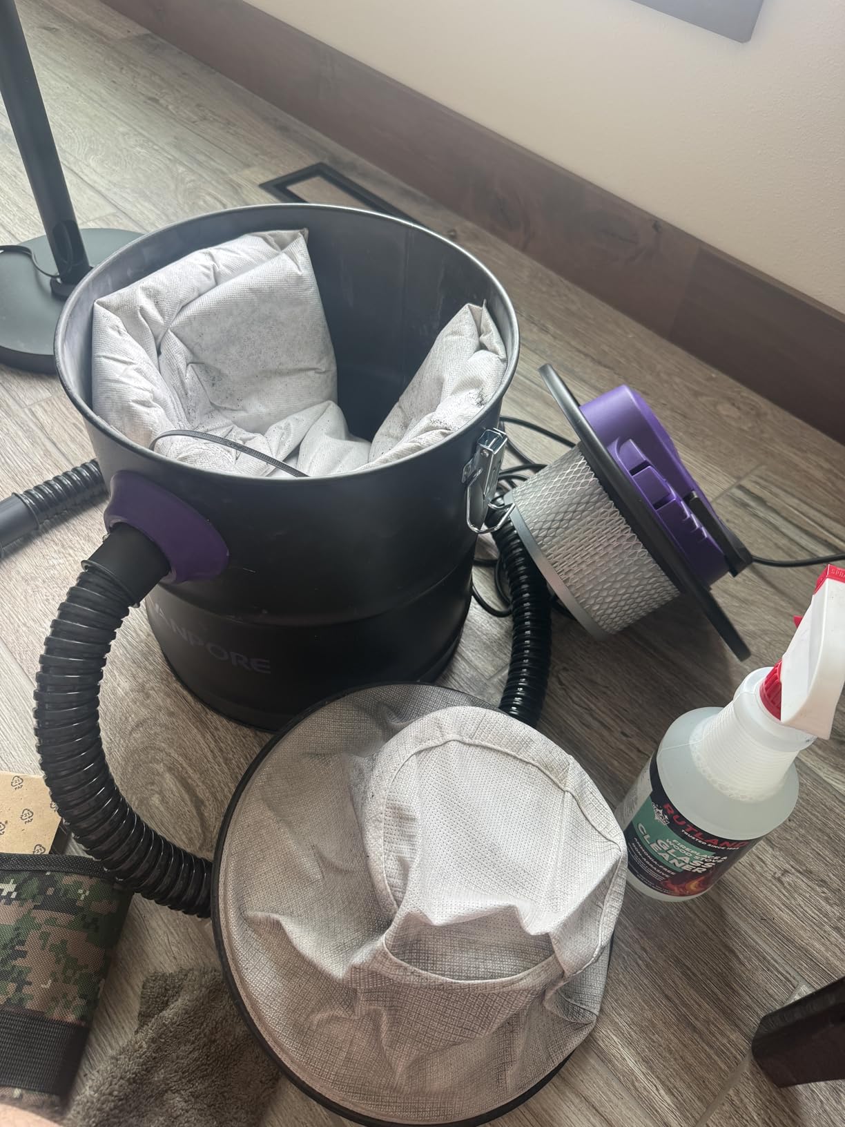 Ash Vacuum for Pellet Stoves, 5.2 Gallon, 1200W with Wheels, Durable Metal Construction customer photo 2