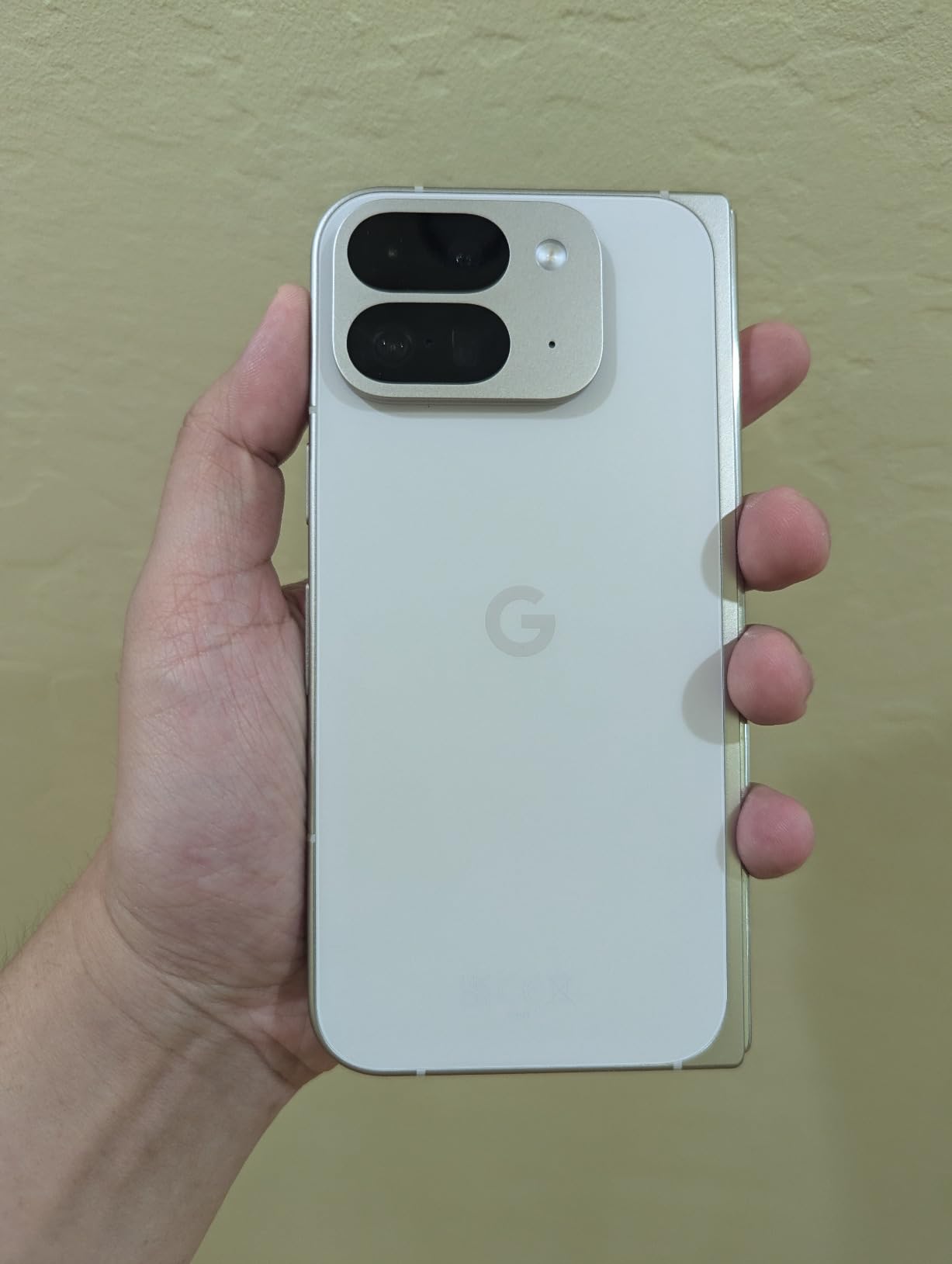 Google Pixel 9 Pro Fold - Unlocked Android Smartphone with Gemini - Advanced Triple Rear Camera System - Foldable Display - Hands-Free Video - Obsidian - 256 GB customer photo 2