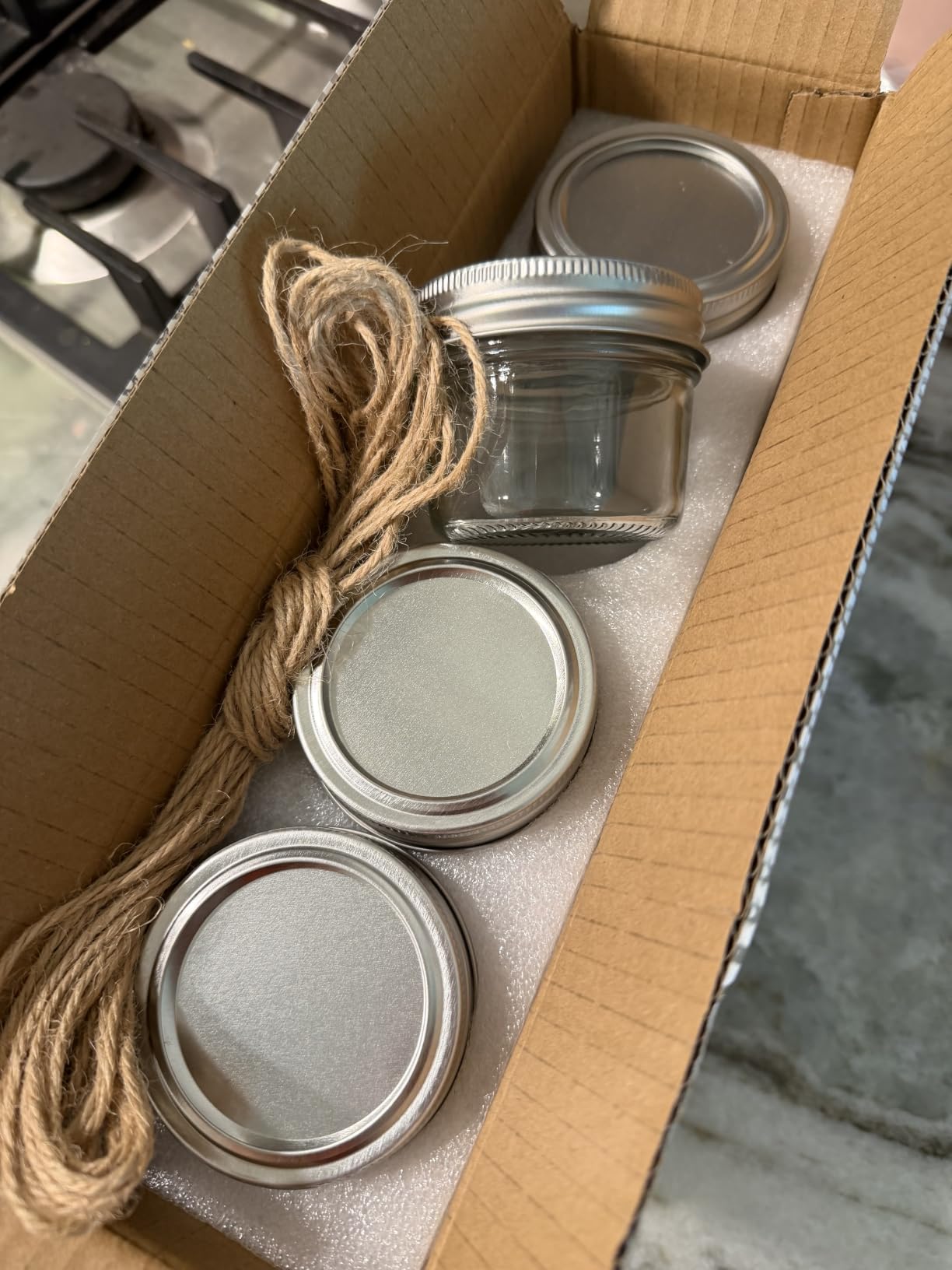 ComSaf 16 oz Wide Mouth Mason Jars, 4 Pack Pint Glass Jars with Lids customer photo 2