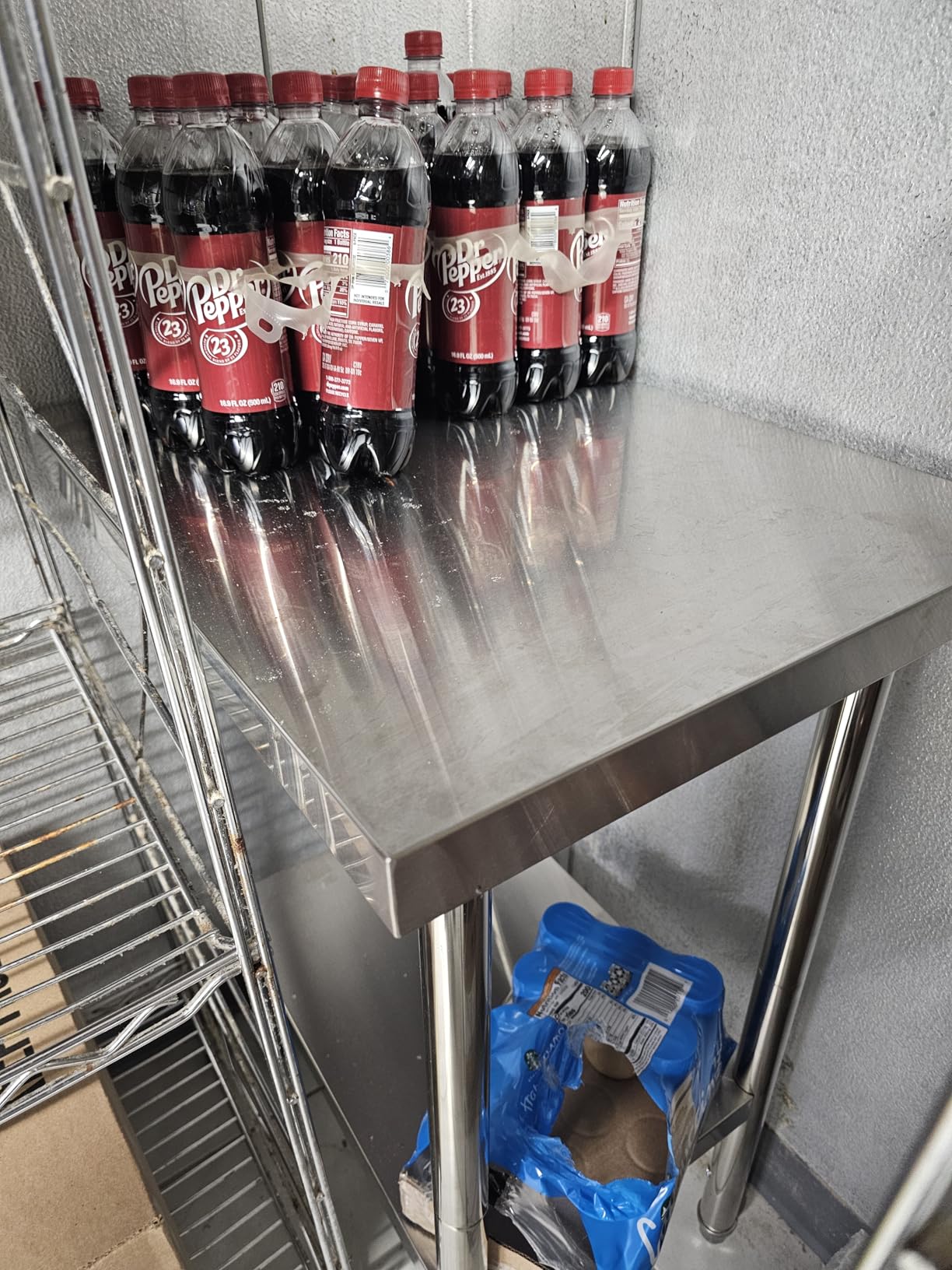 VEVOR Stainless Steel Prep Table, 30 x 72 x 34 Inch, 920 lbs Load Capacity, Heavy Duty Metal Worktable with 3 Adjustable Height Levels, Commercial Workstation for Kitchen Garage Restaurant Backyard customer photo 1
