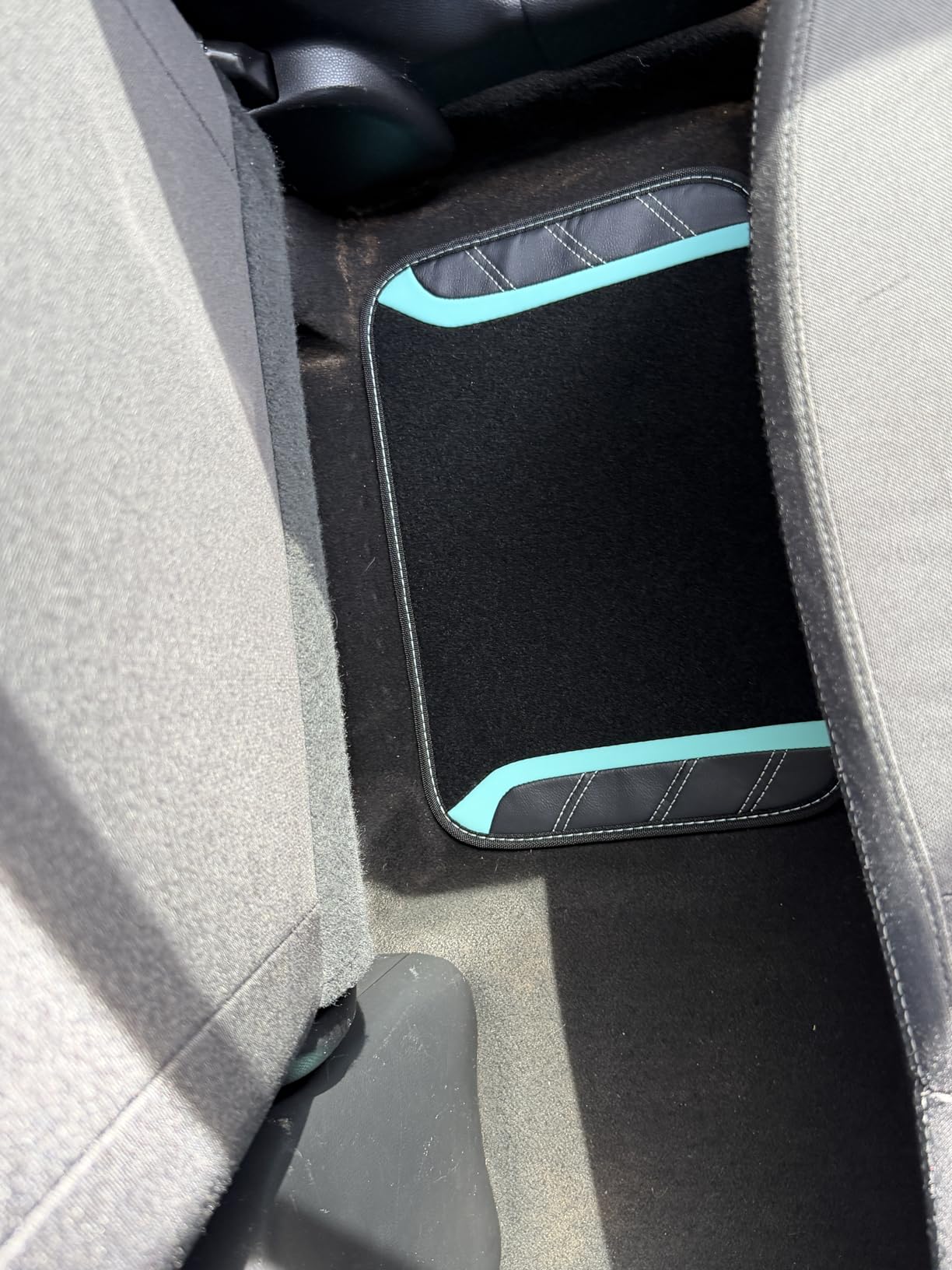 CAR PASS Air Mesh Leather Car Seat Covers Full Set, Waterproof Car Floor Mats, Sporty Steering Wheel Cover 14.5-15in, Universal Fits for 95% Cars Truck SUV (Black and Blue) customer photo 2