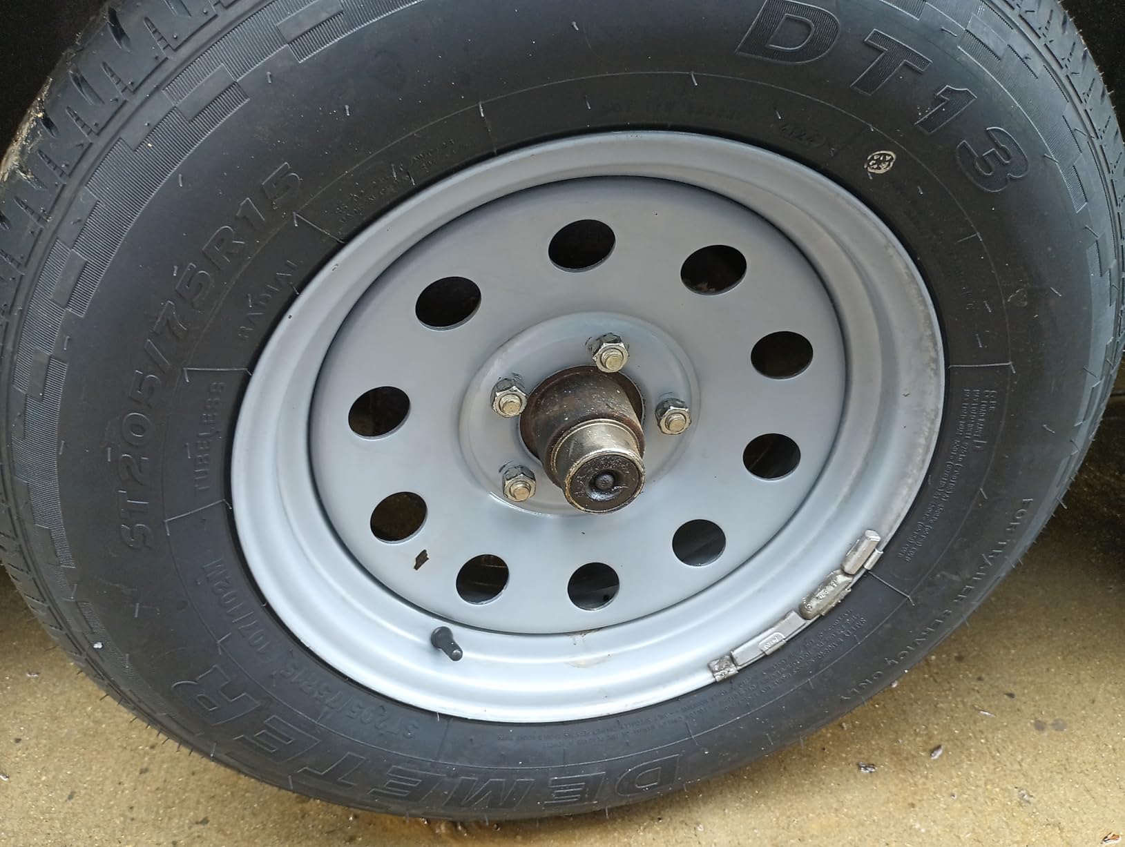 DEMETER Set 4 Radial Trailer Tires 205/75R15,Heavy Duty ST 205/75R15, 8 Ply Load Range D All Season Traction customer photo 1