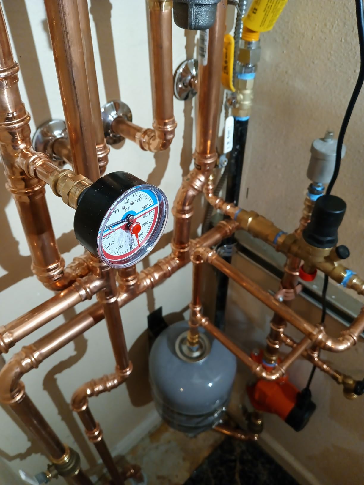 Rinnai IP060160C I-SERIES Plus 60k BTU Condensing Combi Heat Boiler customer photo 2