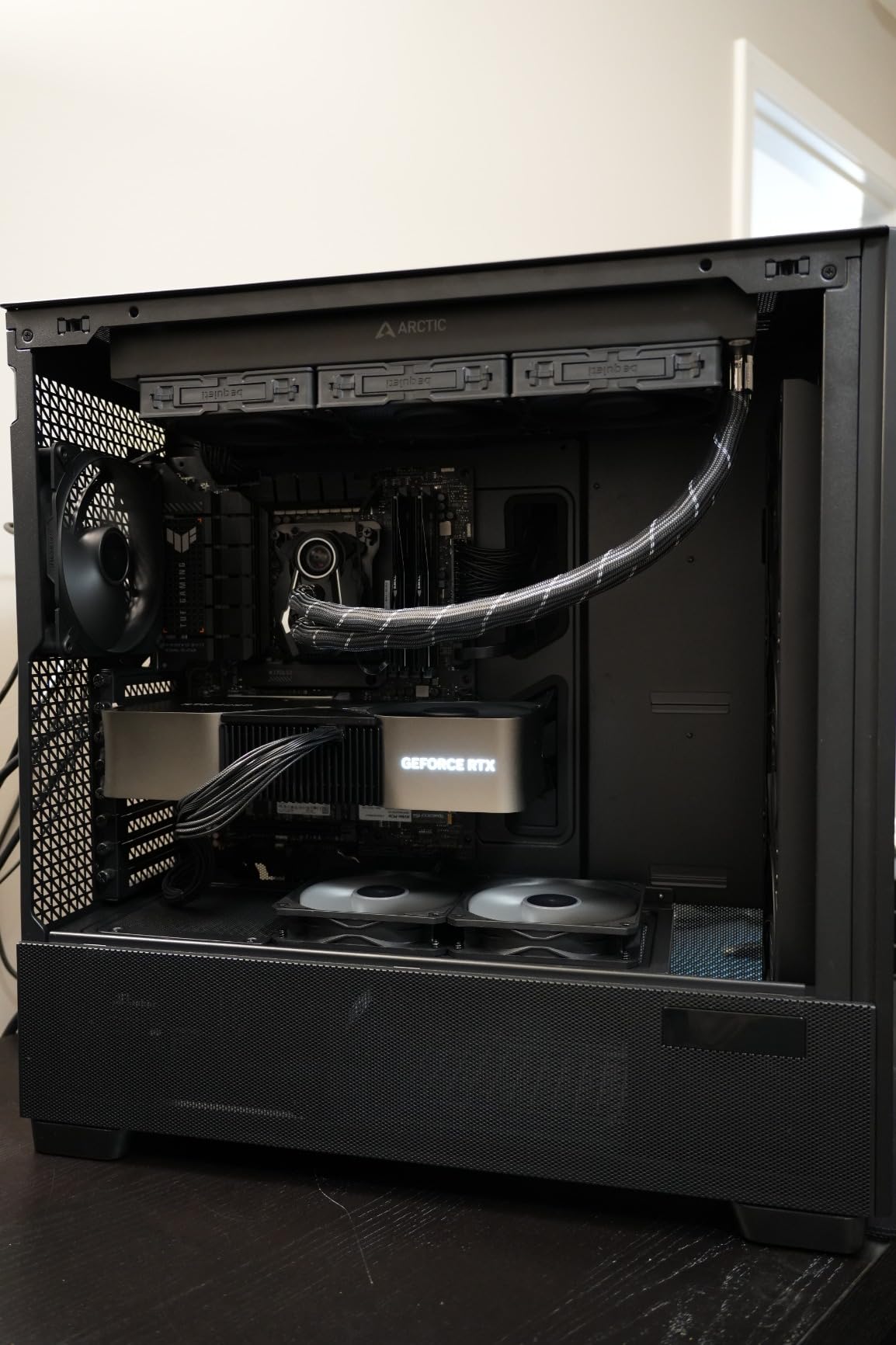 Antec Flux Pro Full-Tower E-ATX PC Case, 6 PWM Fans Included, Black customer photo 1