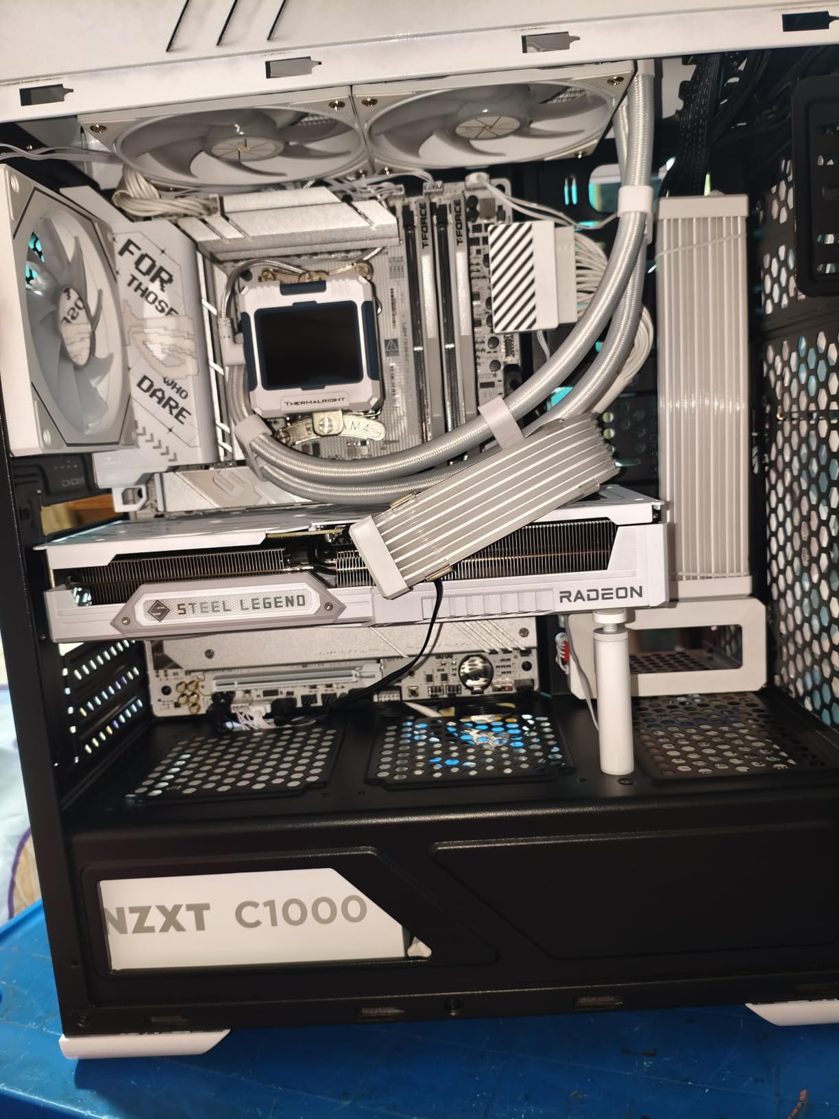 ASUS ROG Strix X870-A Gaming WiFi AMD AM5 X870 ATX Motherboard 16+2+2 Power Stages, Dynamic OC Switcher, Core Flex, DDR5 AEMP, WiFi 7, 4X M.2, PCIe® 5.0, Q-Release Slim, USB4®, AI OCing & Networking customer photo 2