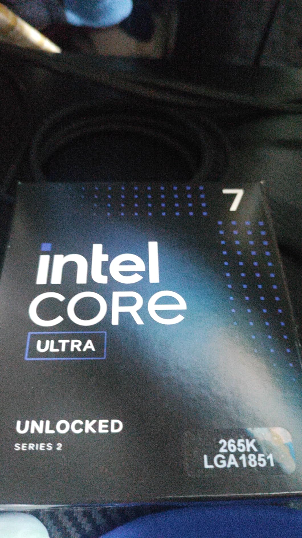 Intel Core Ultra 7 Desktop Processor 265K - 20 cores (8 P-cores + 12 E-cores) up to 5.5 GHz customer photo 1