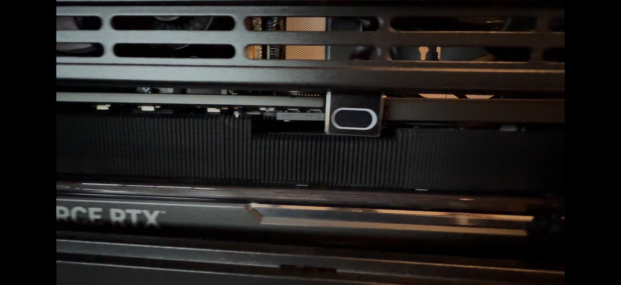 Lian Li A3-mATX PC Case, 415mm GPU, 360 AIO, Wood Black Mesh (A3X-WD) customer photo 2