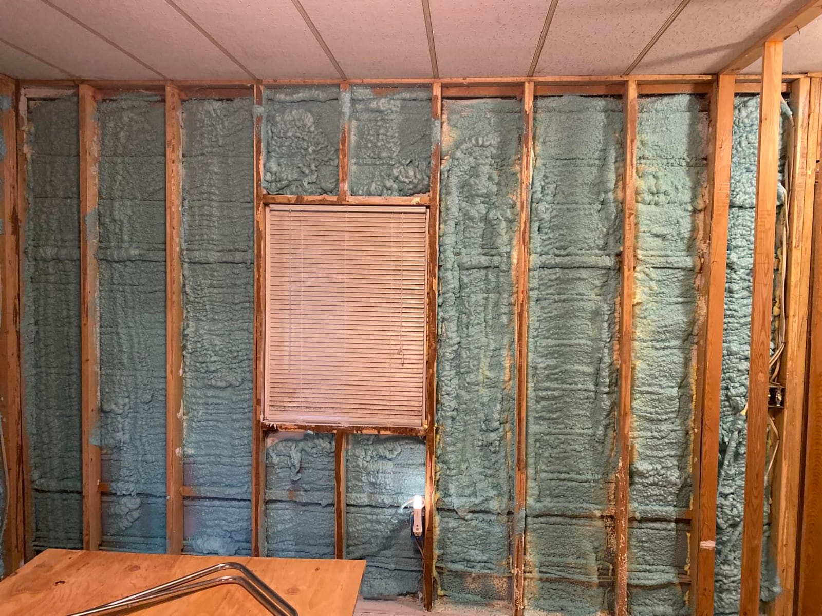 BEEST FullStop Spray Foam Insulation Kit - 240 Board ft/sq.ft. Fire Rated Spray Insulation Foam for Walls & Attics with Thermal & Soundproofing - Includes 12x Cans, 1 Cleaner, Pro X Gun, Safety Gear customer photo 2
